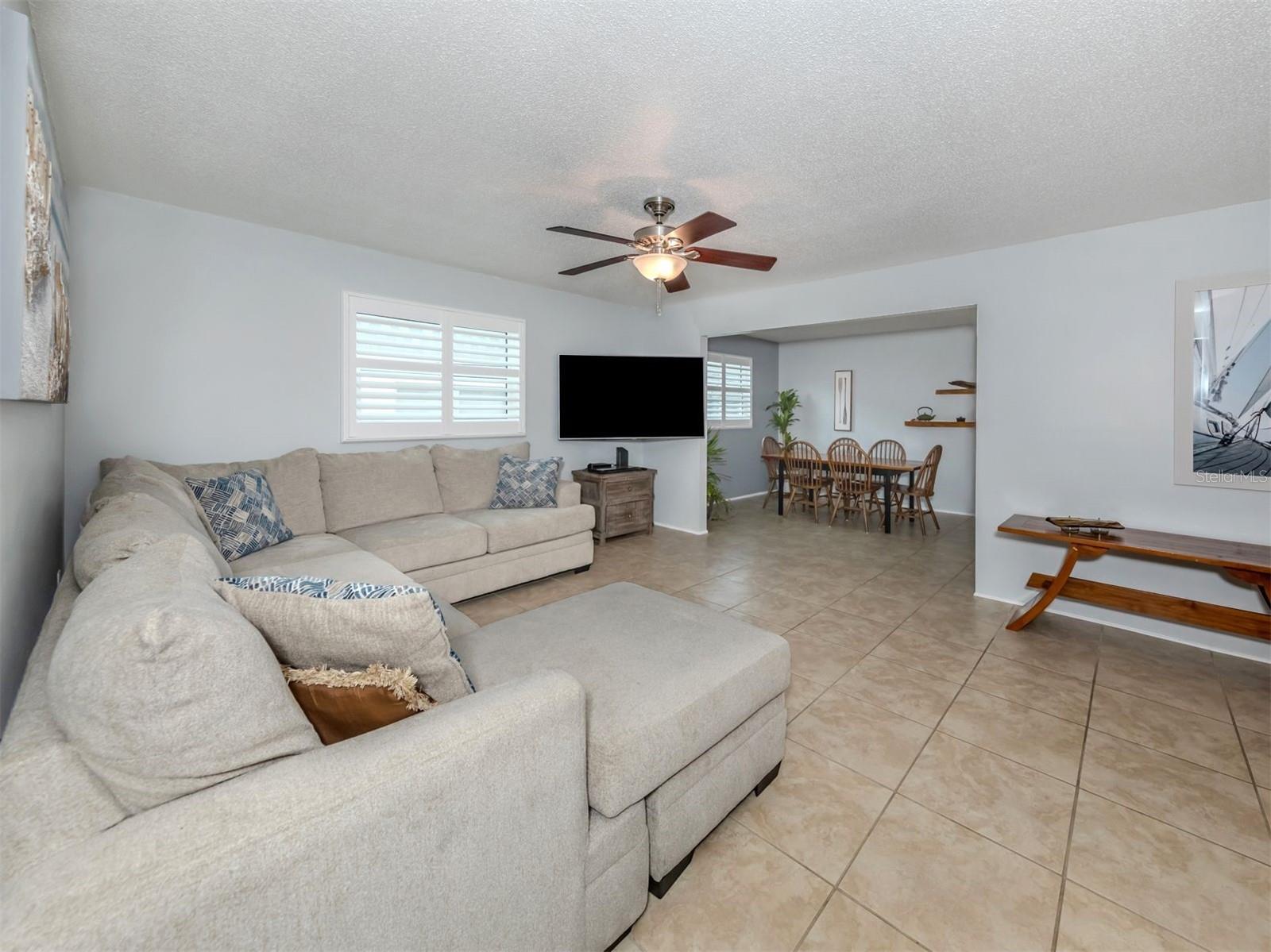 537 MANATEE CT #203, VENICE, FL, 34285