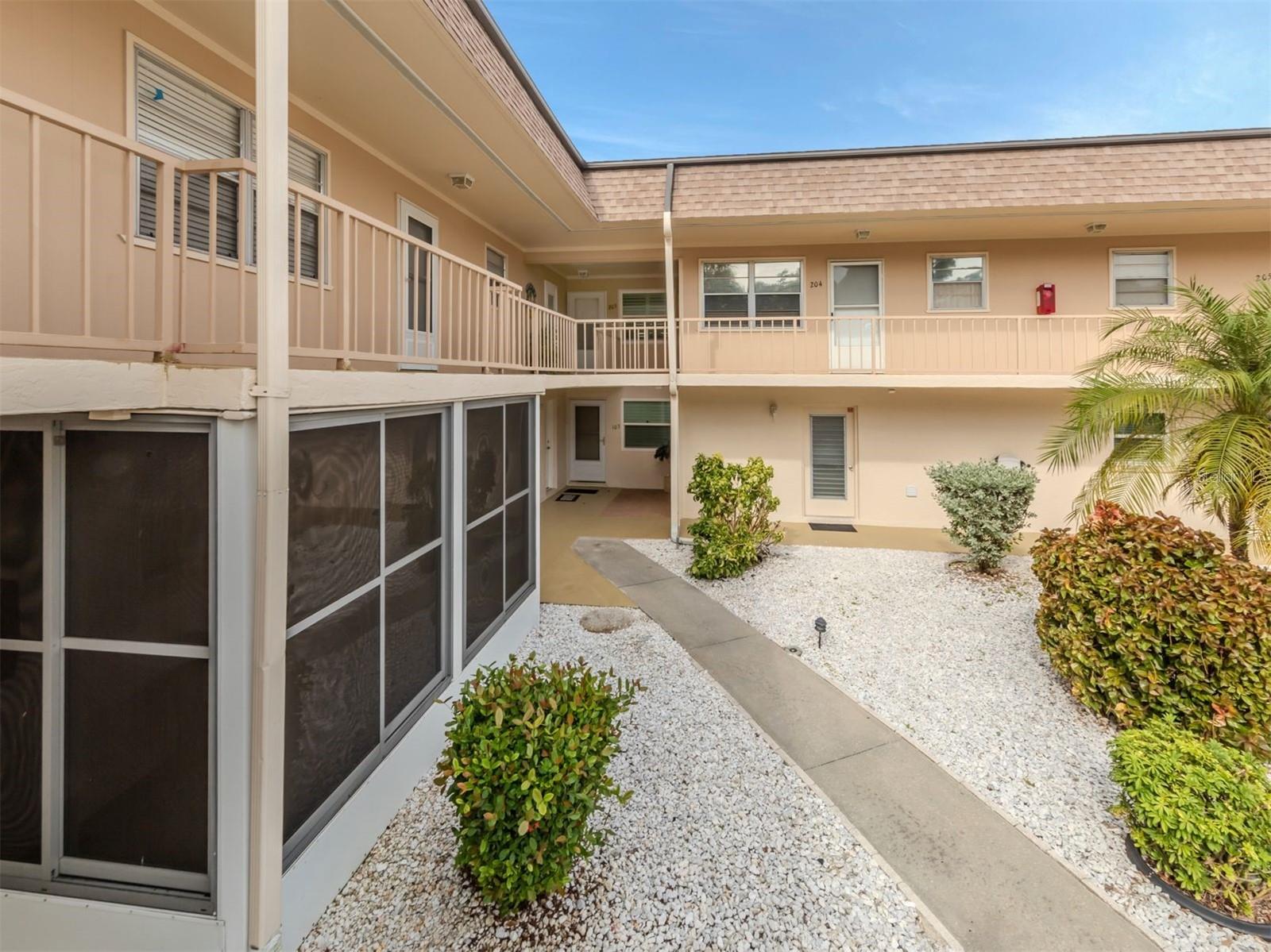 537 MANATEE CT #203, VENICE, FL, 34285