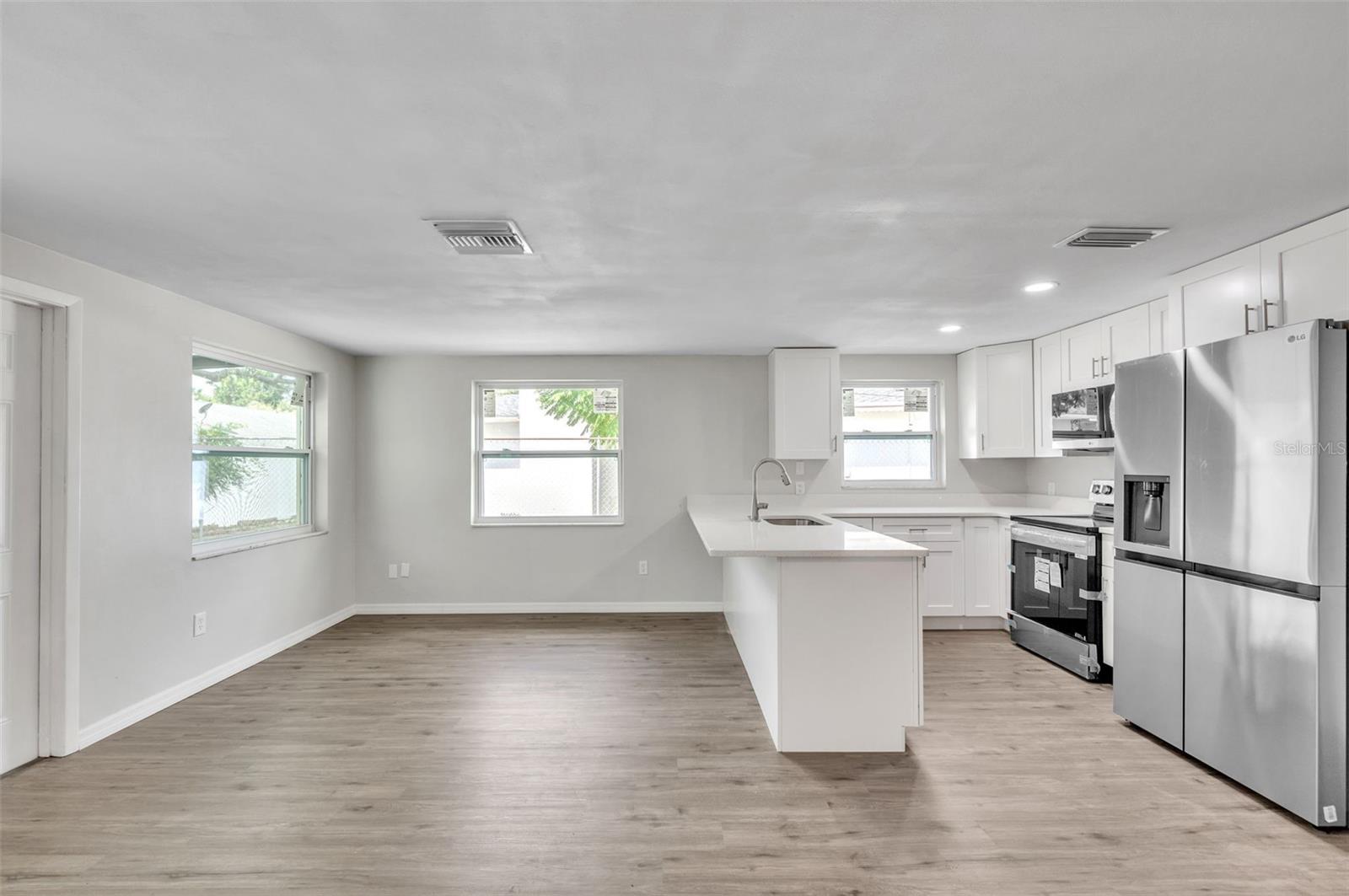 6250 KENTFIELD AVE, NEW PORT RICHEY, FL, 34653