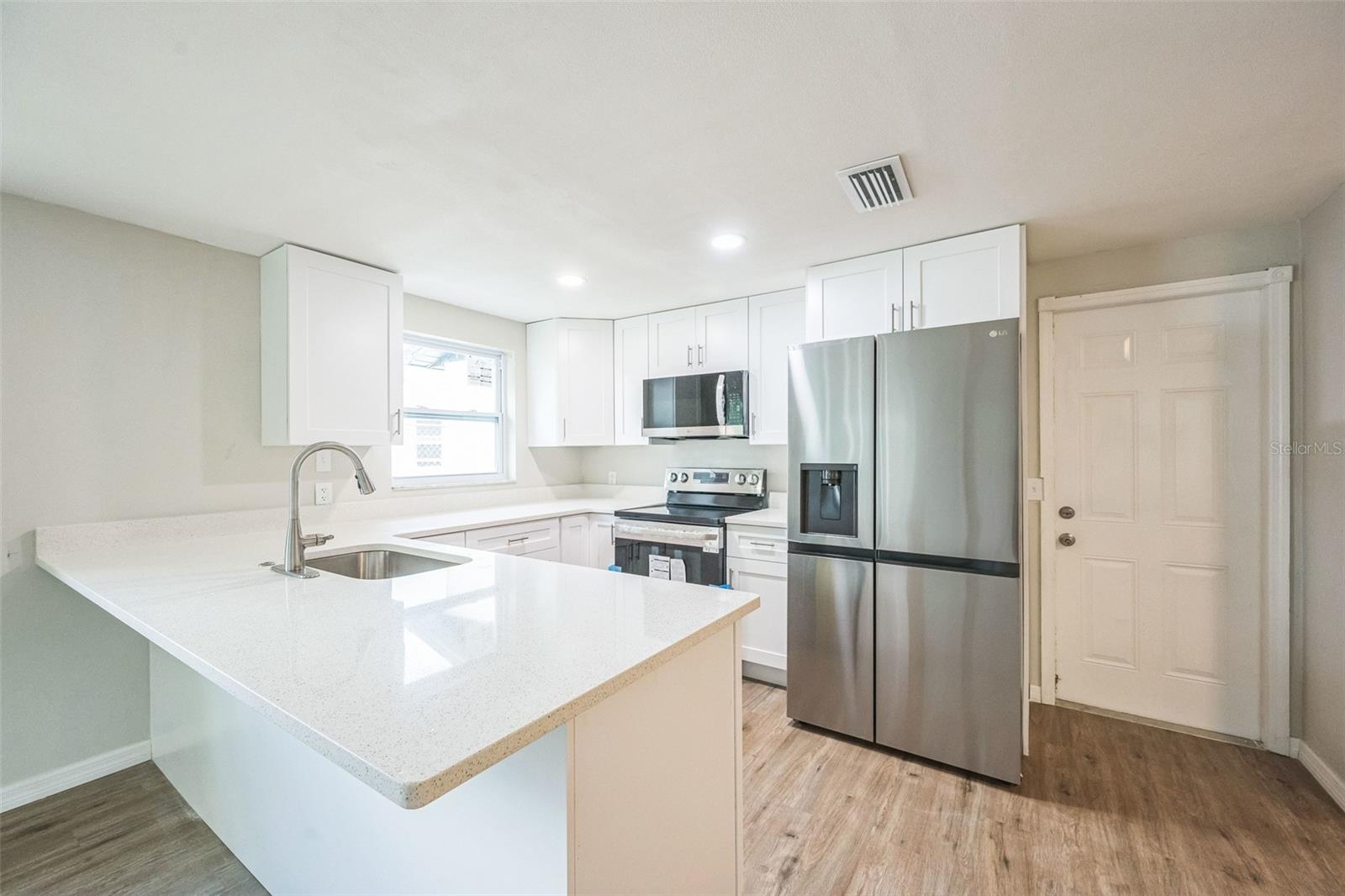 6250 KENTFIELD AVE, NEW PORT RICHEY, FL, 34653