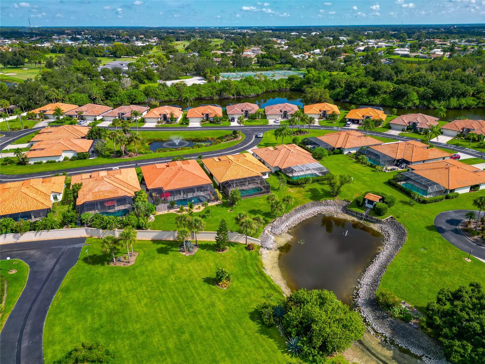 1929 TRADEWINDS CIR, VENICE, FL, 34293