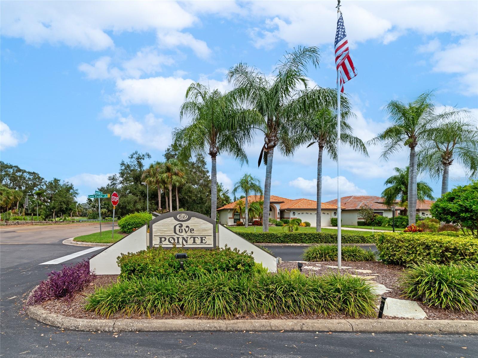 1929 TRADEWINDS CIR, VENICE, FL, 34293