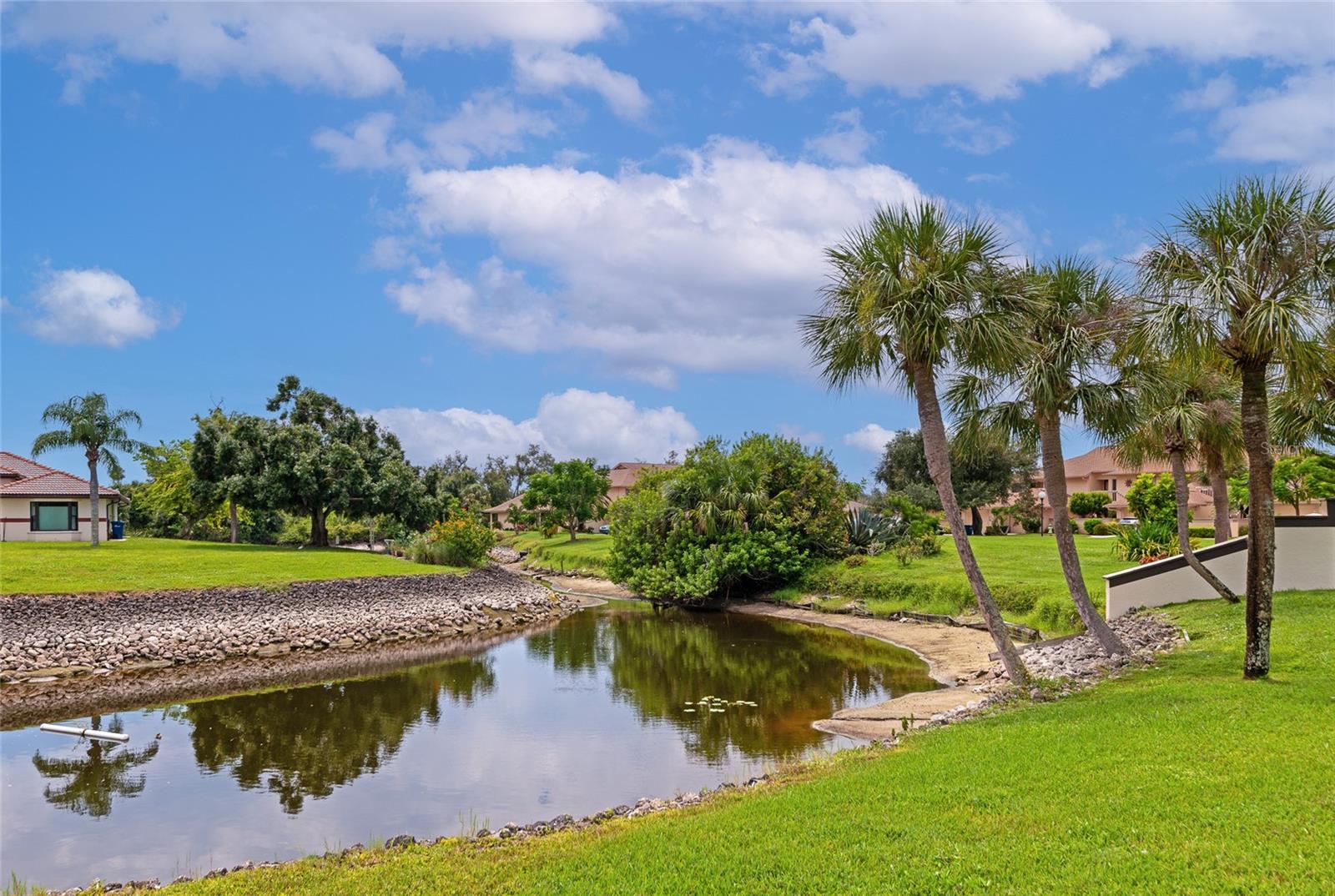 1929 TRADEWINDS CIR, VENICE, FL, 34293