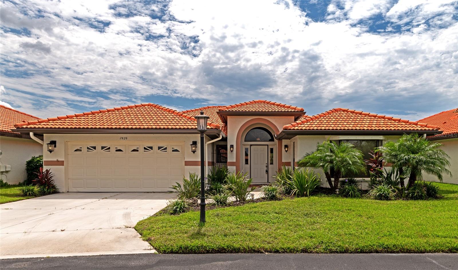 1929 TRADEWINDS CIR, VENICE, FL, 34293