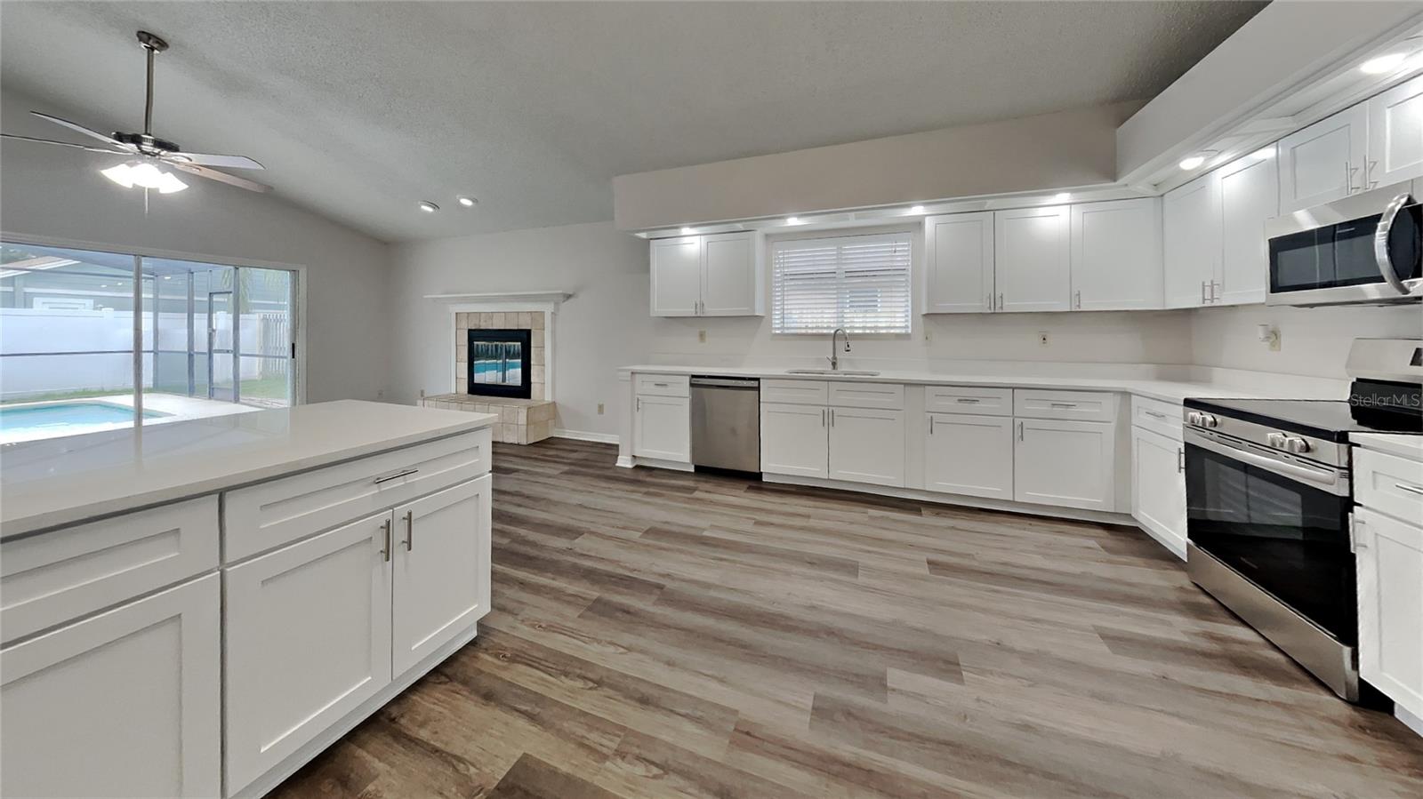 17509 WOODTHRUSH PL, TAMPA, FL, 33647