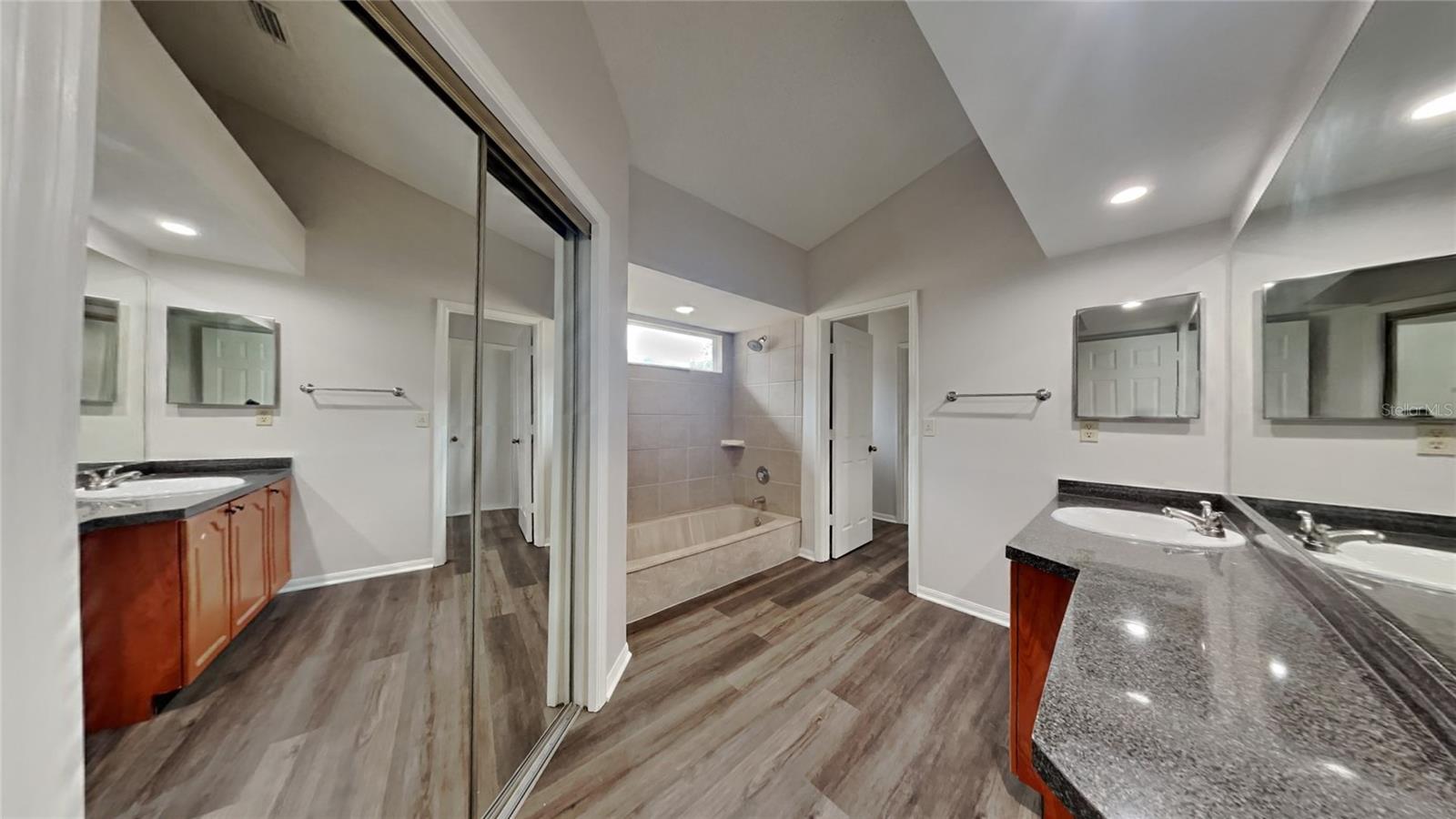 17509 WOODTHRUSH PL, TAMPA, FL, 33647