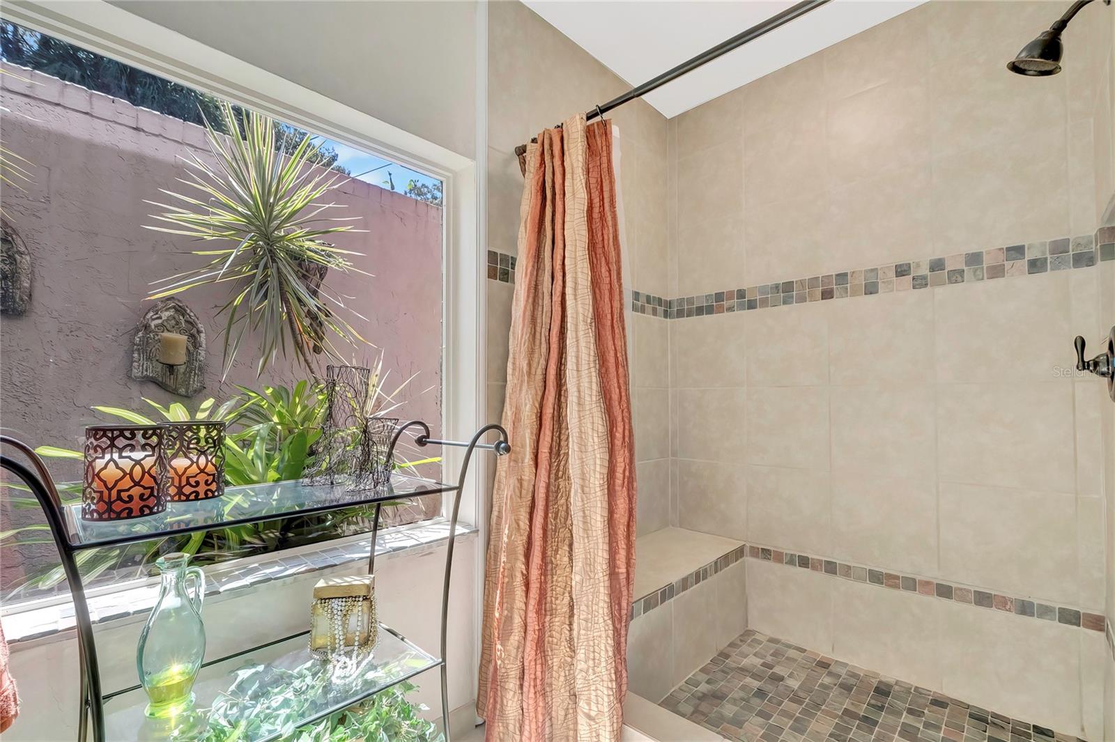 87 1ST AVE NW, LUTZ, FL, 33548