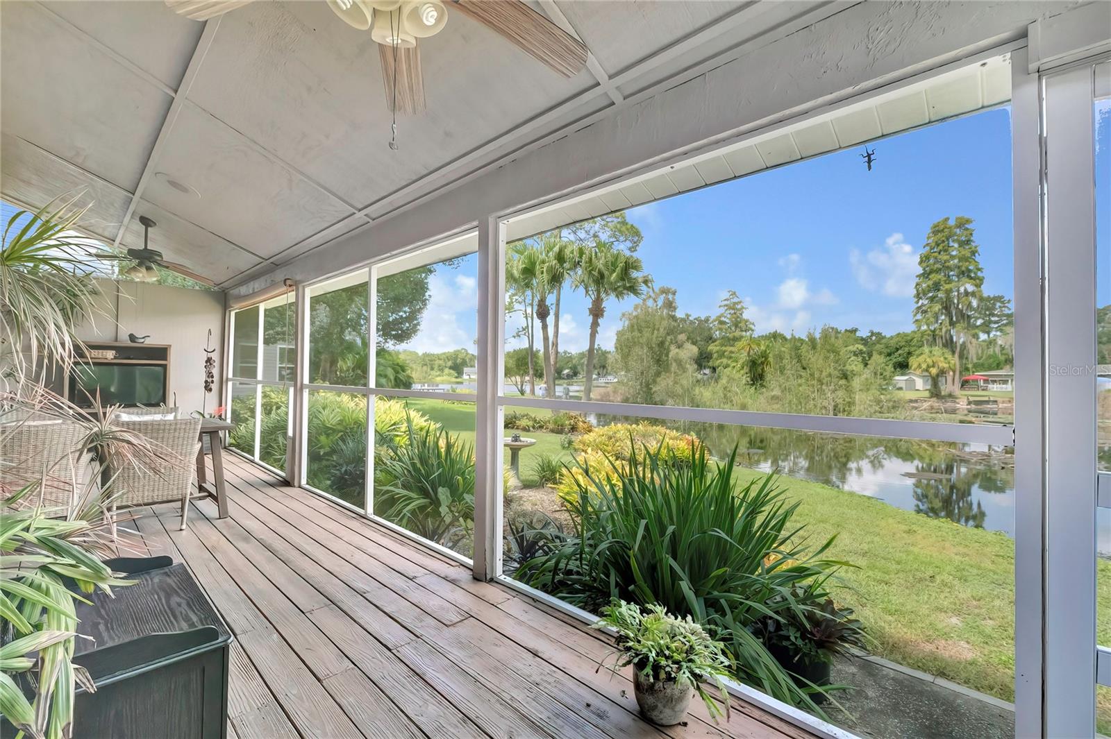 87 1ST AVE NW, LUTZ, FL, 33548