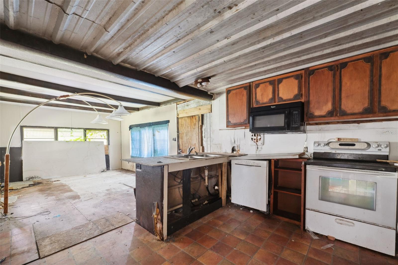 11017 KNUCKEY RD, WEEKI WACHEE, FL, 34614