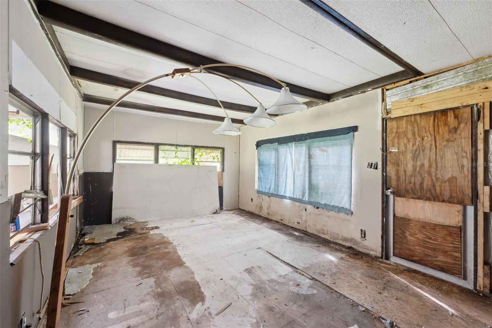 11017 KNUCKEY RD, WEEKI WACHEE, FL, 34614