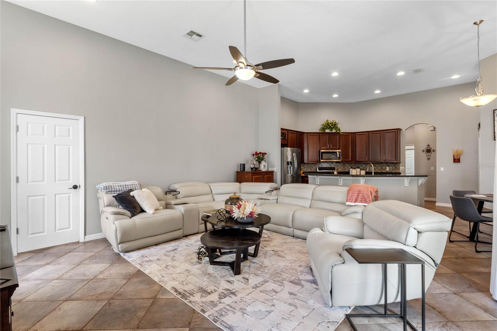 7396 VISTA PARK BLVD, ORLANDO, FL, 32829
