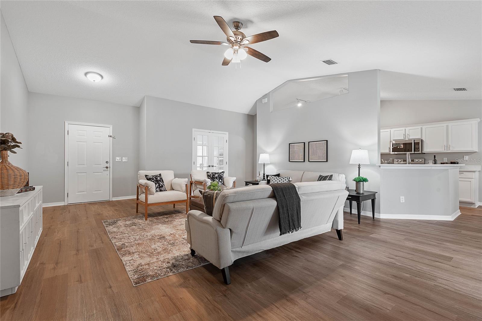 10 BURNELL DR, PALM COAST, FL, 32137