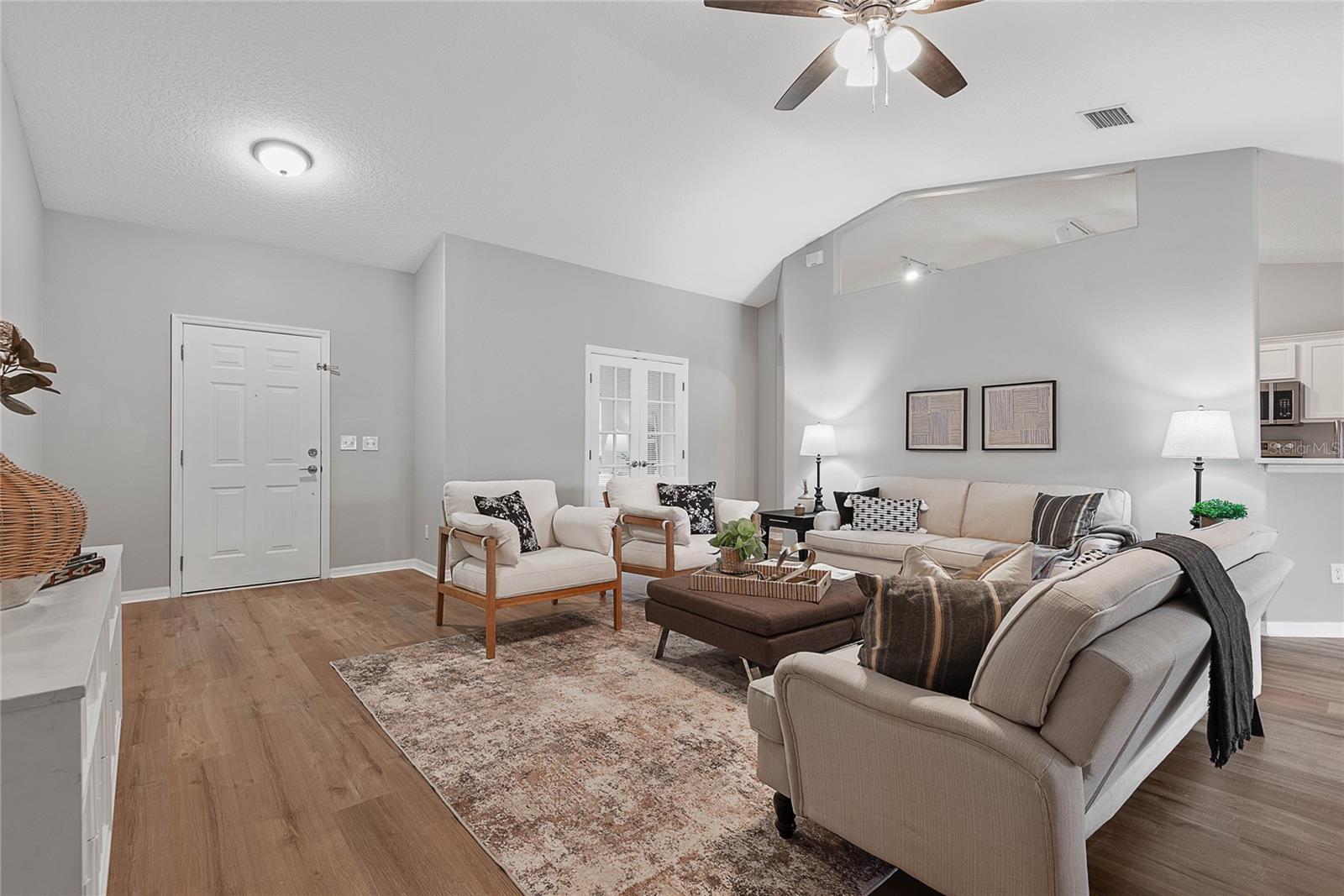 10 BURNELL DR, PALM COAST, FL, 32137