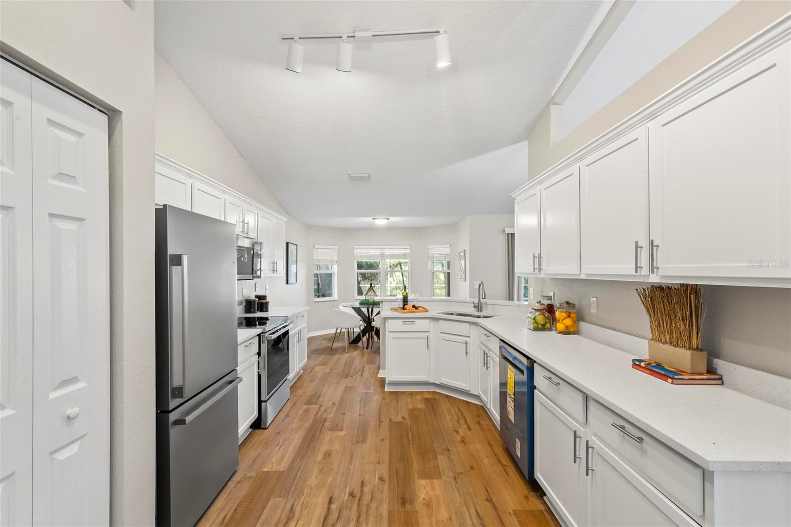 10 BURNELL DR, PALM COAST, FL, 32137