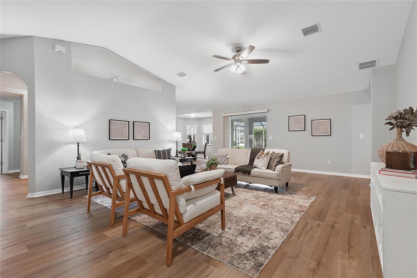 10 BURNELL DR, PALM COAST, FL, 32137