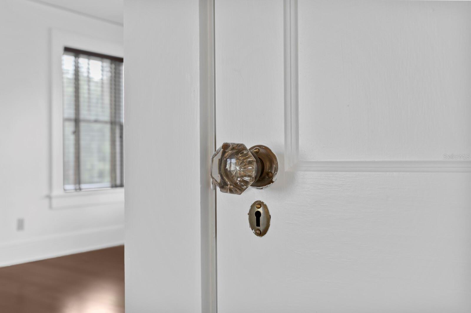 261 7TH AVE N, ST PETERSBURG, FL, 33701