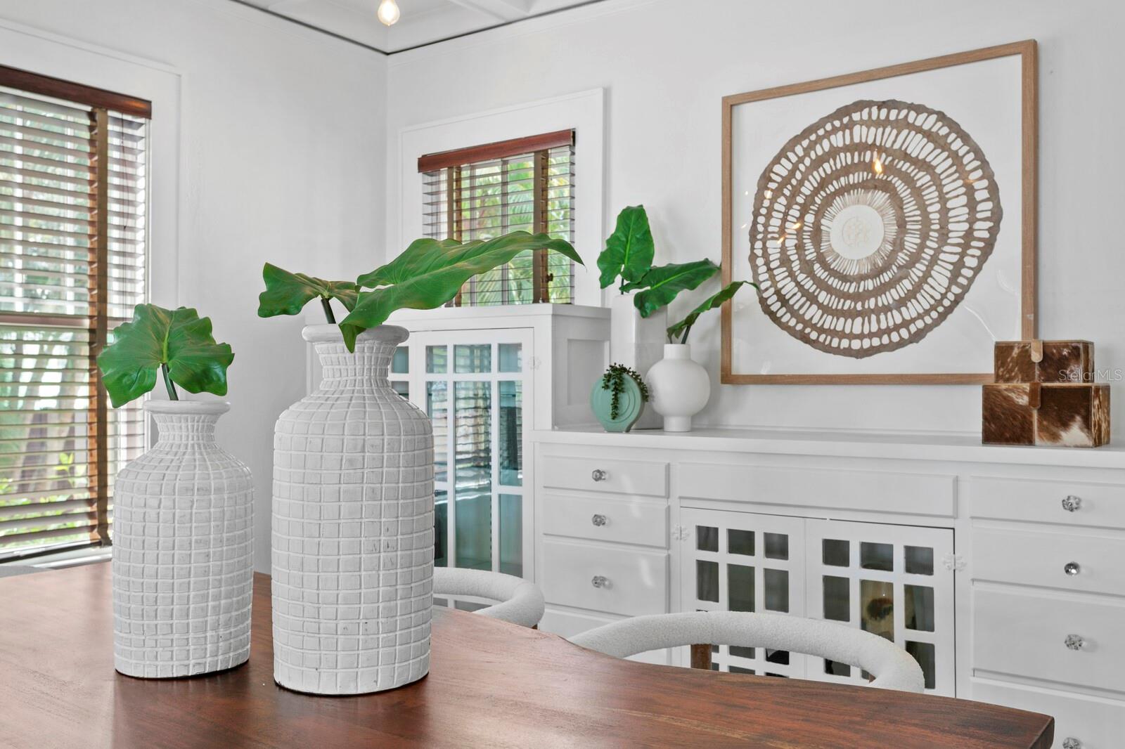 261 7TH AVE N, ST PETERSBURG, FL, 33701