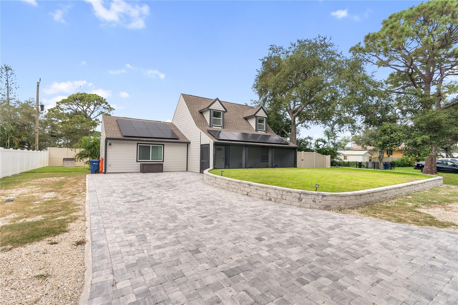 1420 EVEREST RD, VENICE, FL, 34293