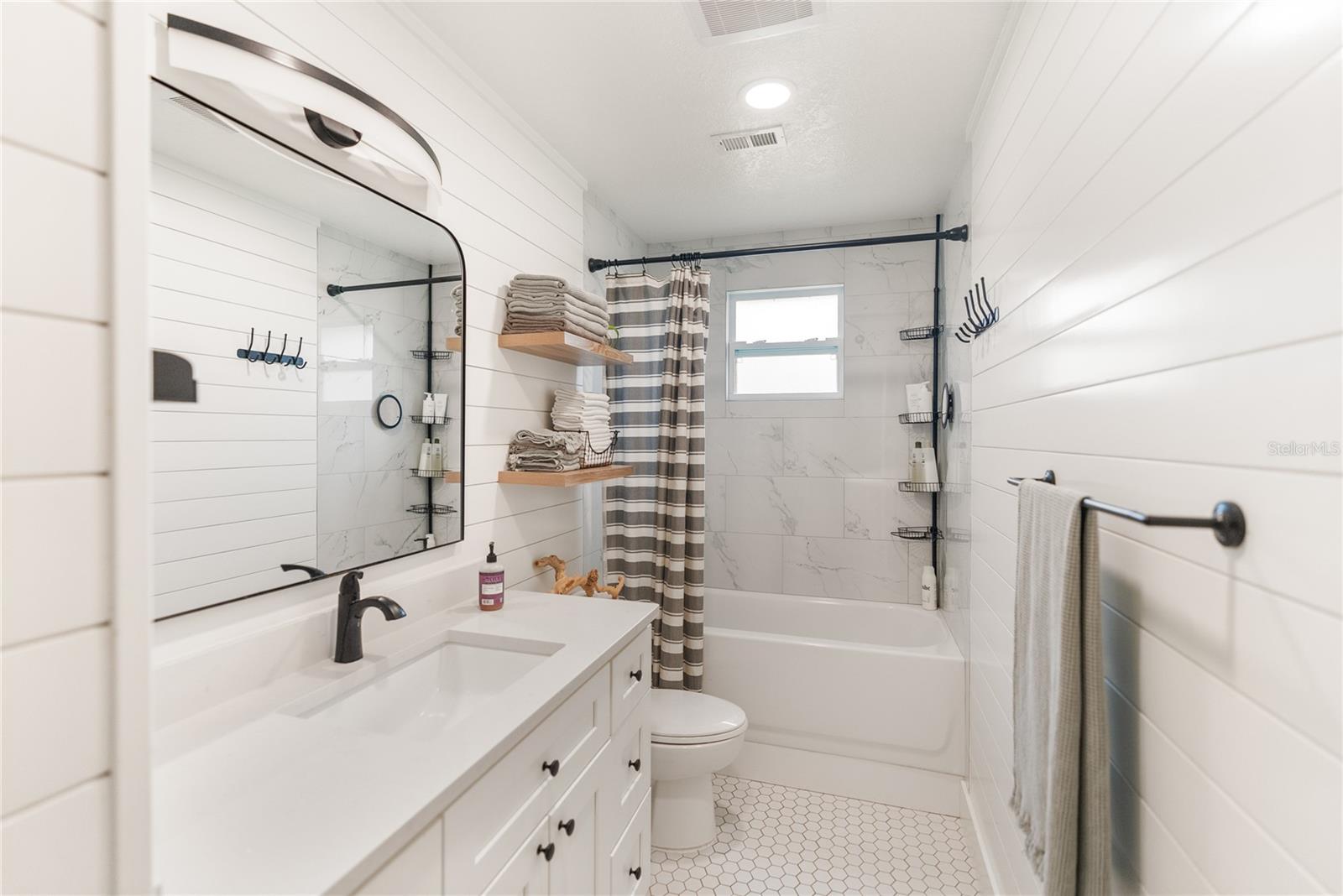 1420 EVEREST RD, VENICE, FL, 34293