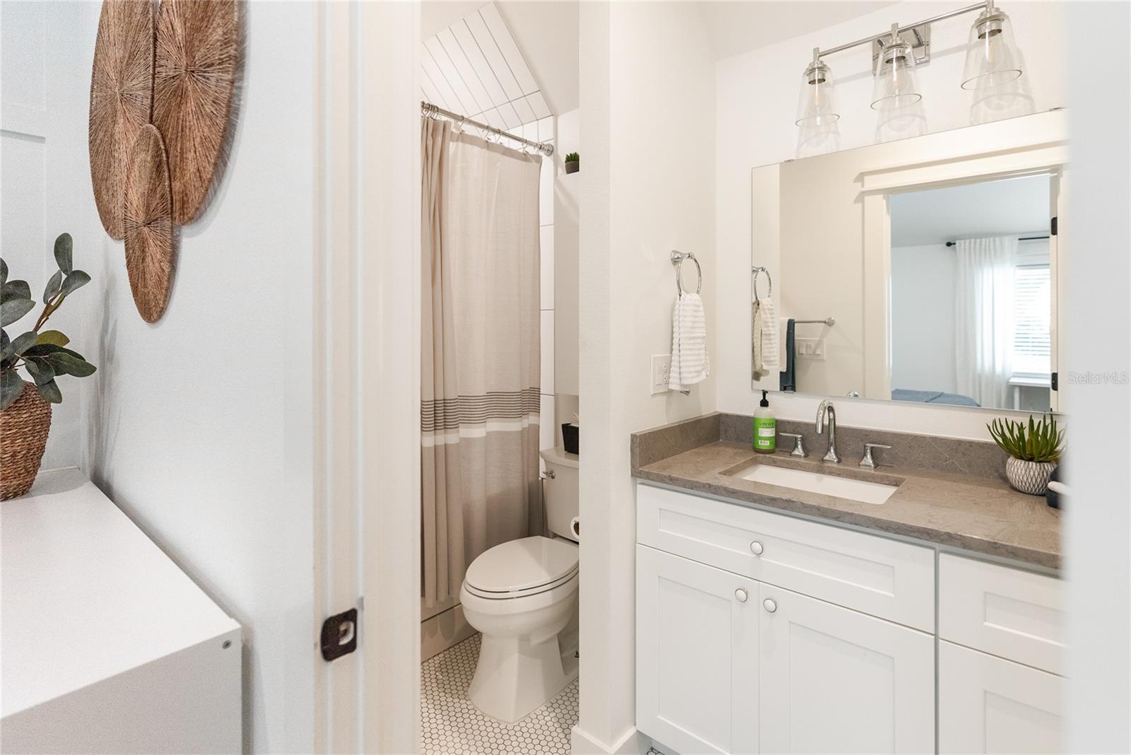 1420 EVEREST RD, VENICE, FL, 34293