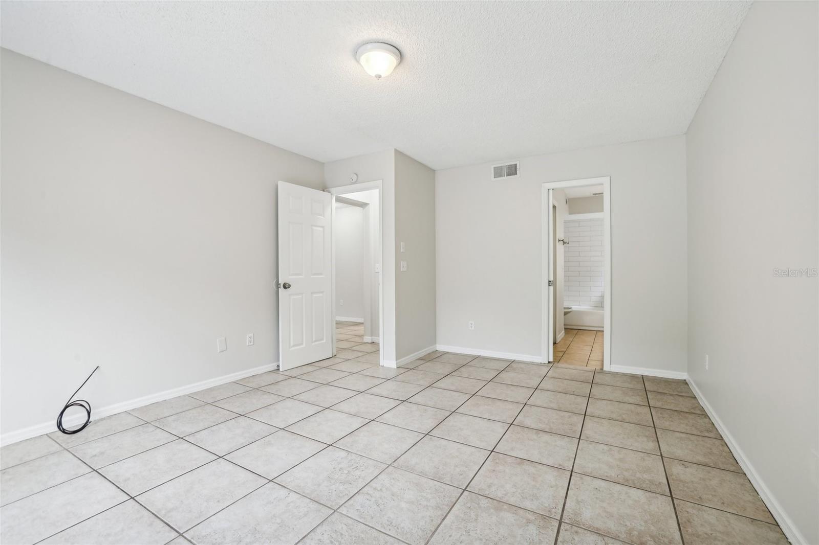4650 S HAMPTON DR, ORLANDO, FL, 32812
