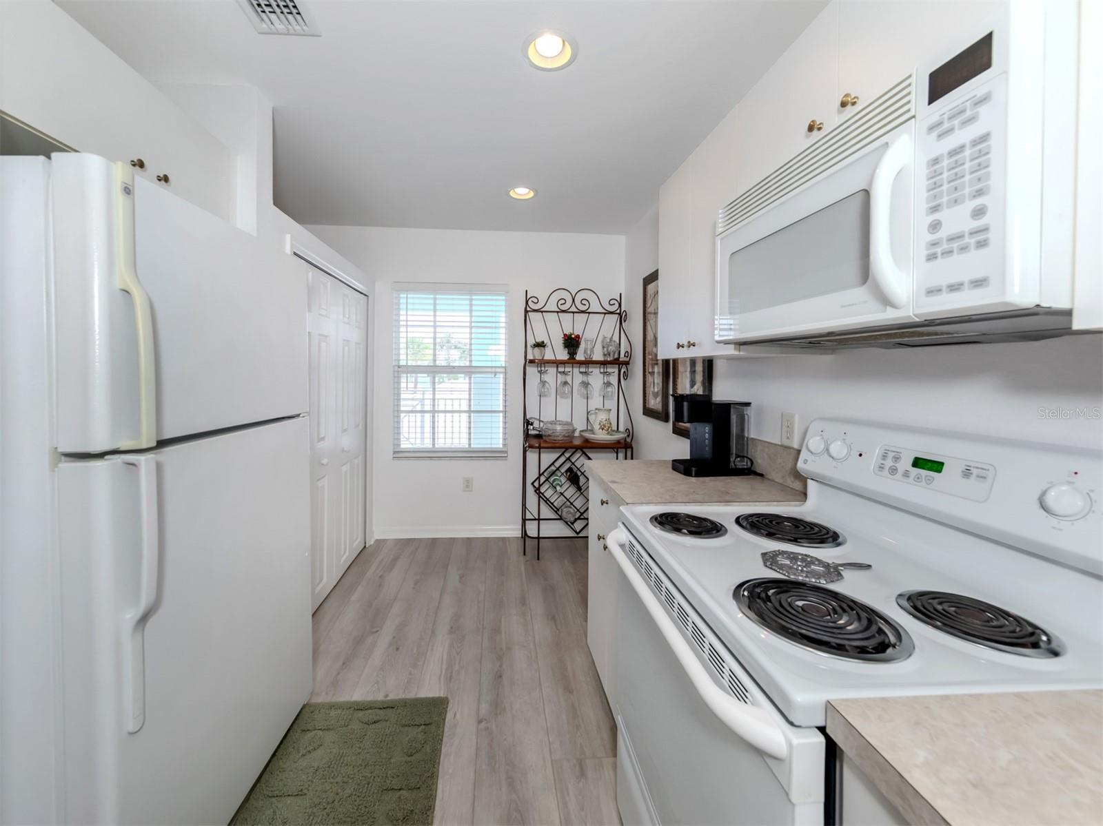 5750 SABAL TRACE DR #202BD5, NORTH PORT, FL, 34287