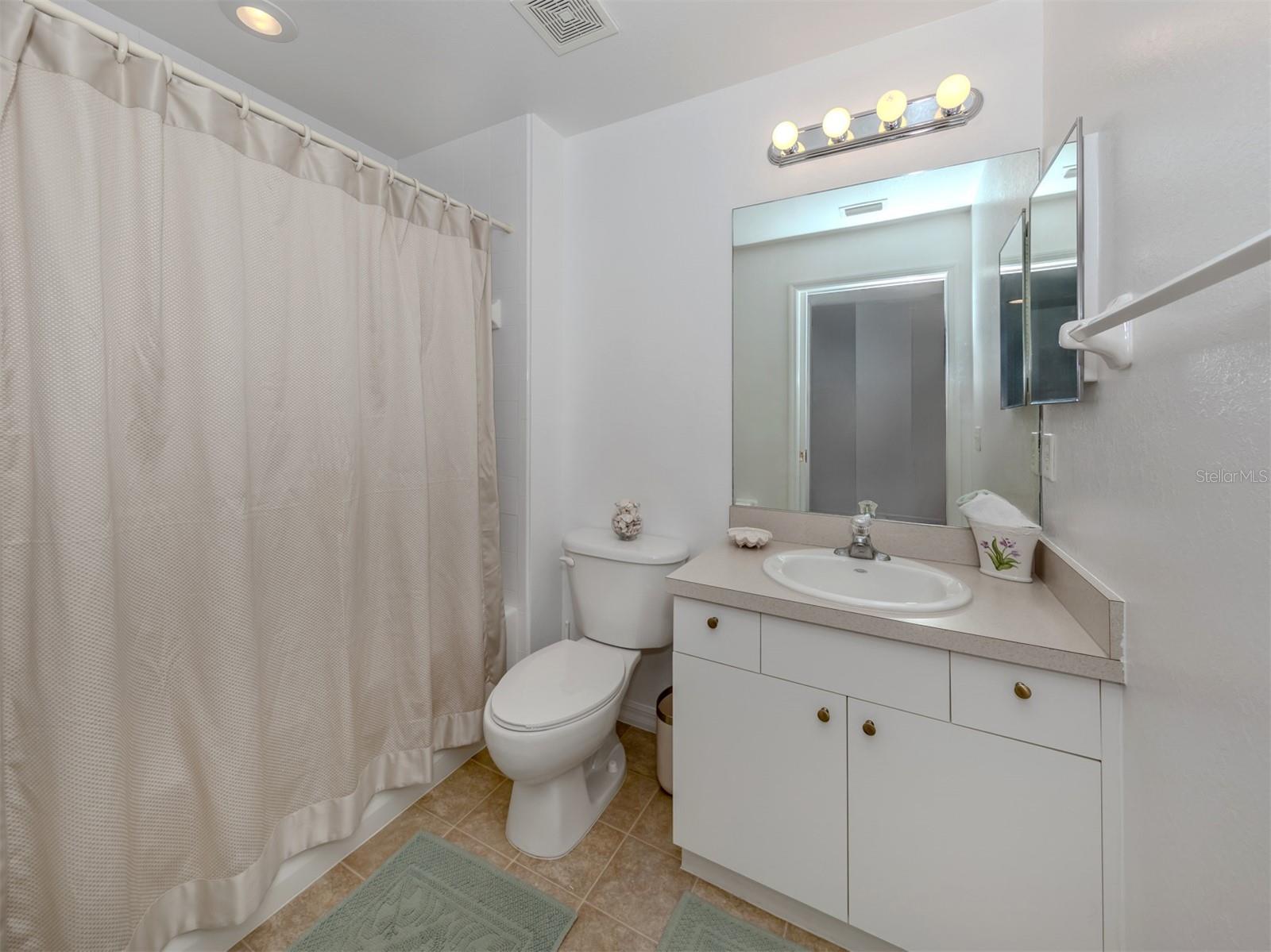 5750 SABAL TRACE DR #202BD5, NORTH PORT, FL, 34287