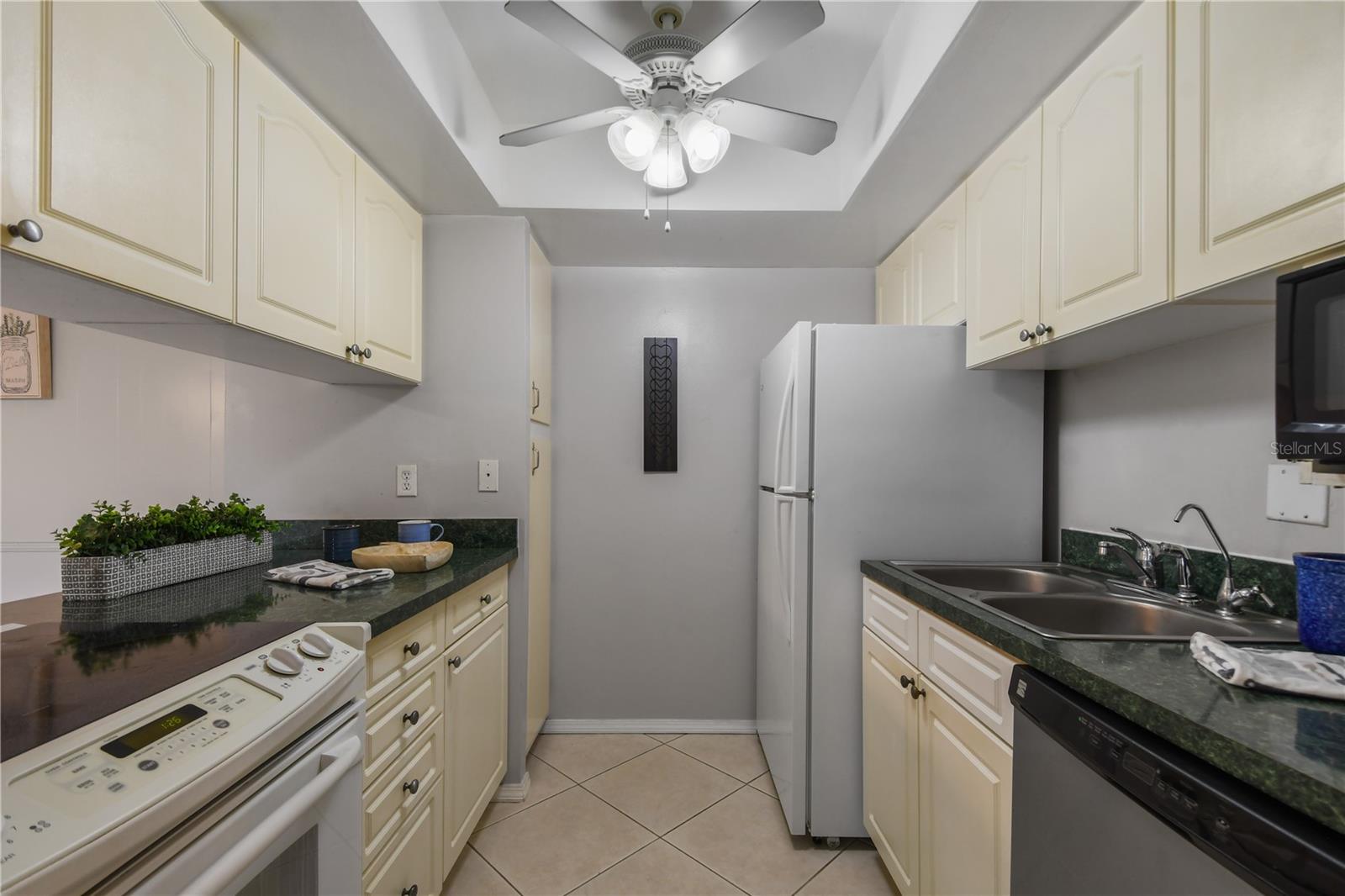 1935 CONWAY RD #M3, ORLANDO, FL, 32812