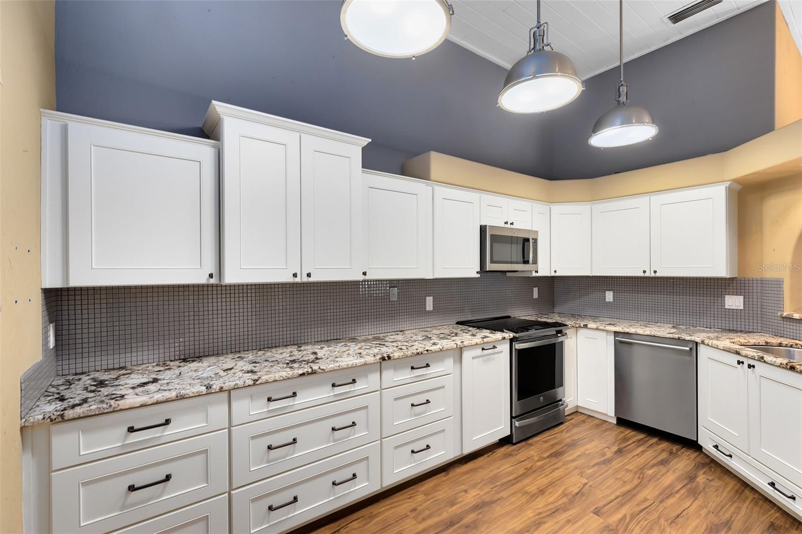 2945 LAKE PINELOCH BLVD #18-26, ORLANDO, FL, 32806