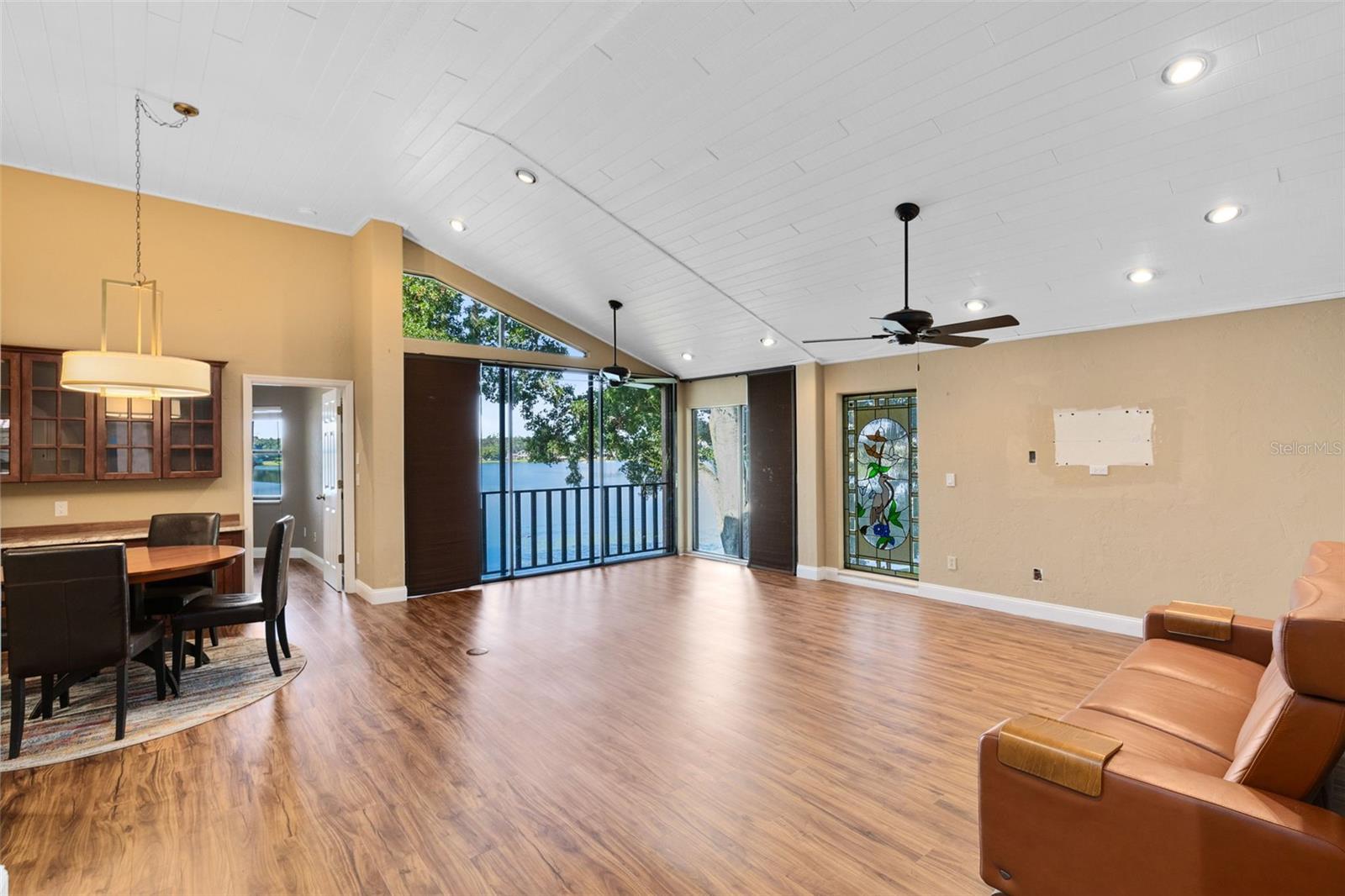 2945 LAKE PINELOCH BLVD #18-26, ORLANDO, FL, 32806