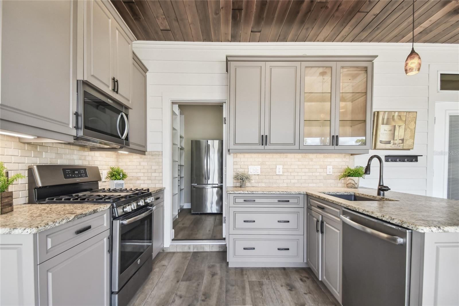 8306 SW SAND CRANE CIR, ARCADIA, FL, 34269