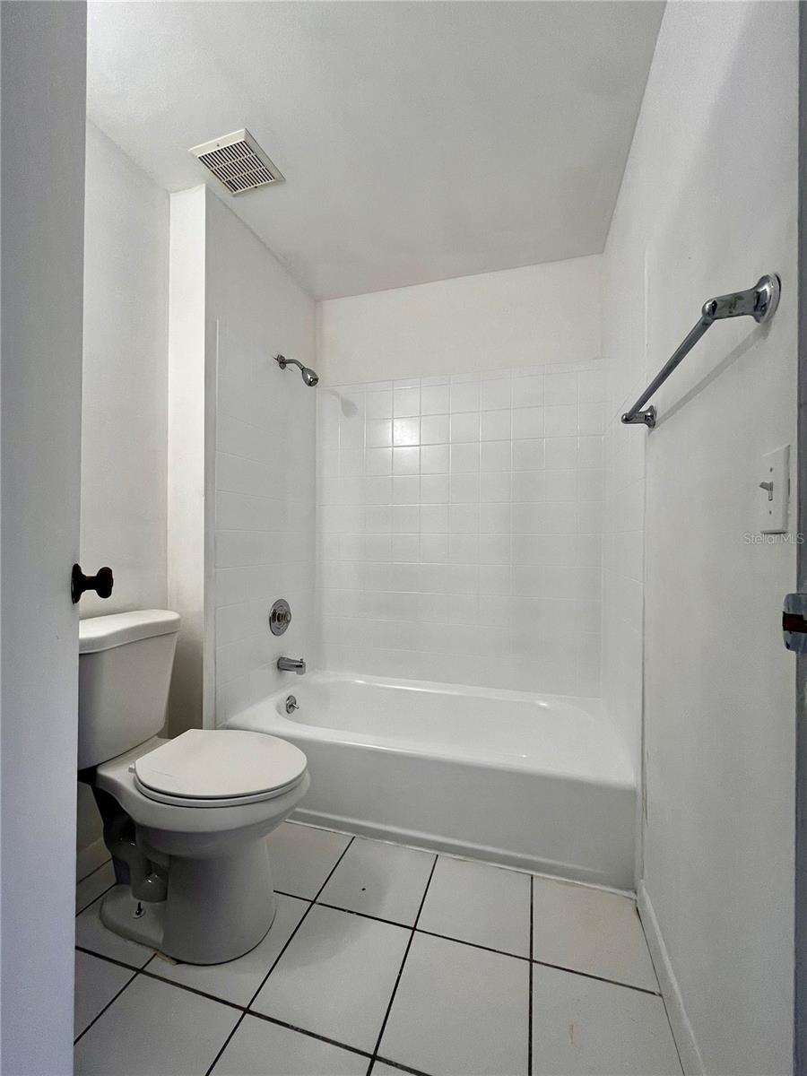 5150 PICADILLY CIRCUS CT #7, ORLANDO, FL, 32839