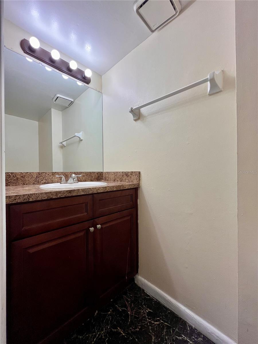 5150 PICADILLY CIRCUS CT #7, ORLANDO, FL, 32839