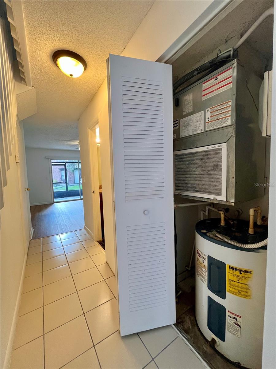 5150 PICADILLY CIRCUS CT #7, ORLANDO, FL, 32839