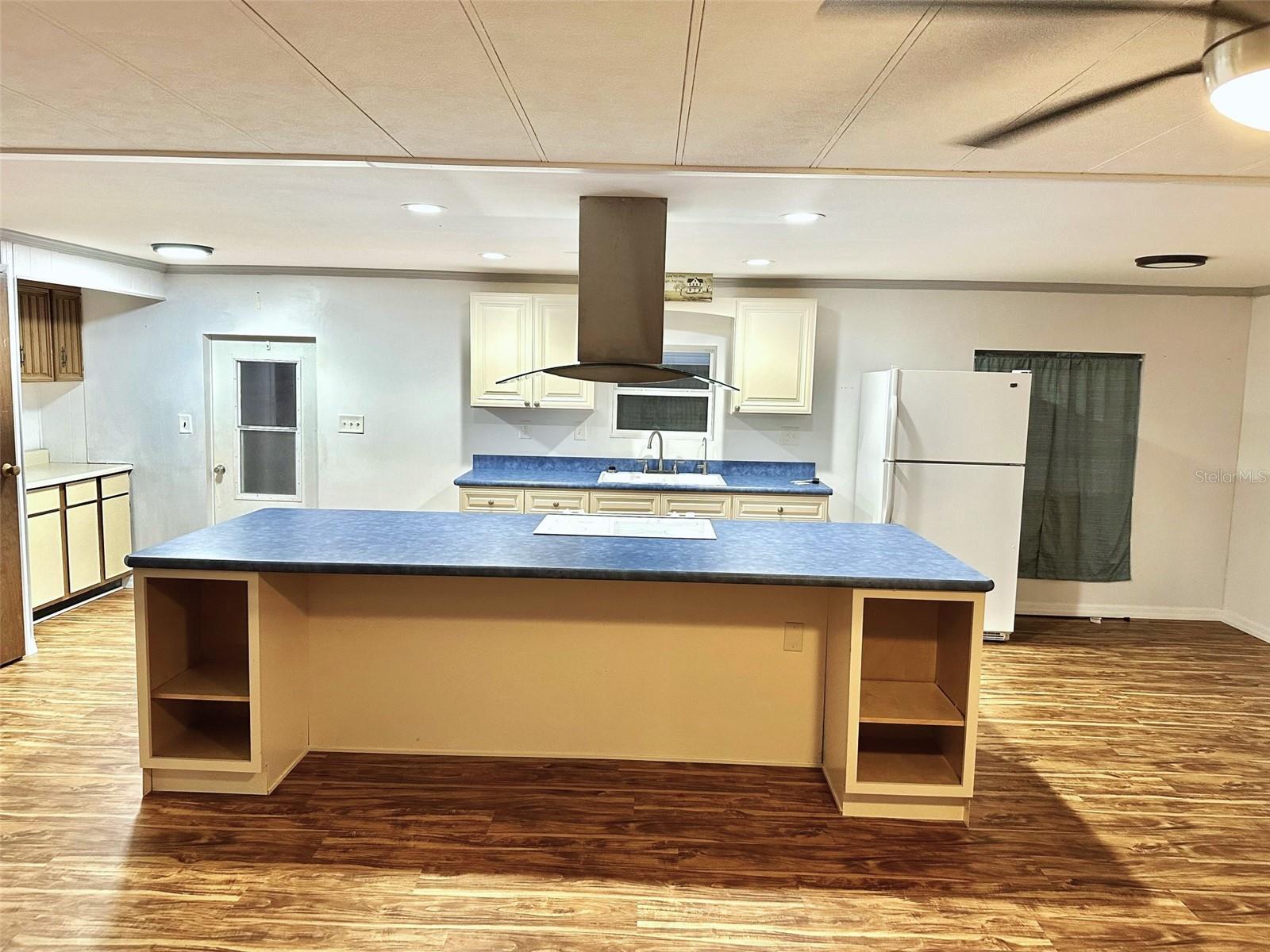 9790 66TH ST N #196, PINELLAS PARK, FL, 33782