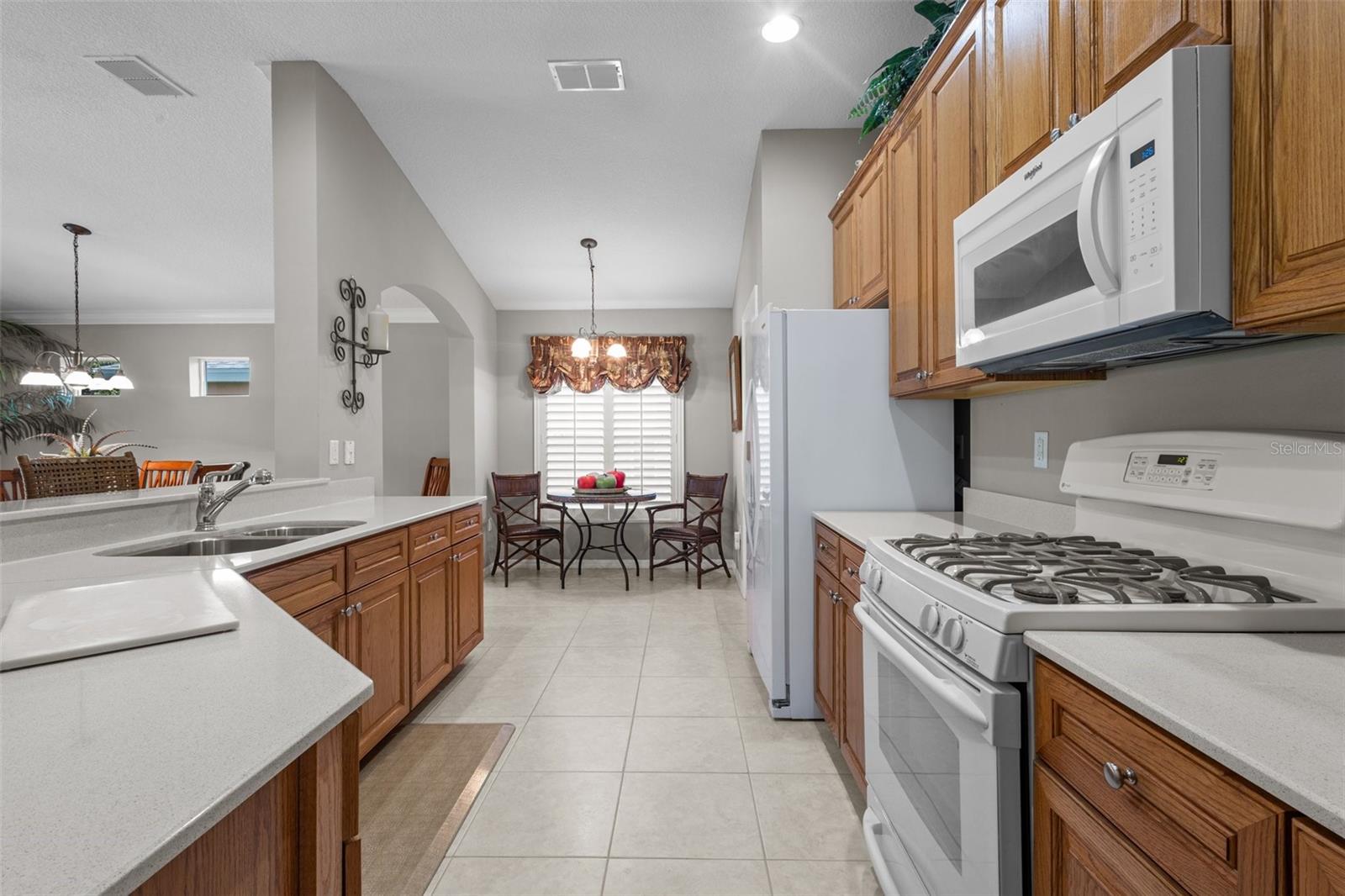 2055 GRANTHAM GREENS DR, SUN CITY CENTER, FL, 33573