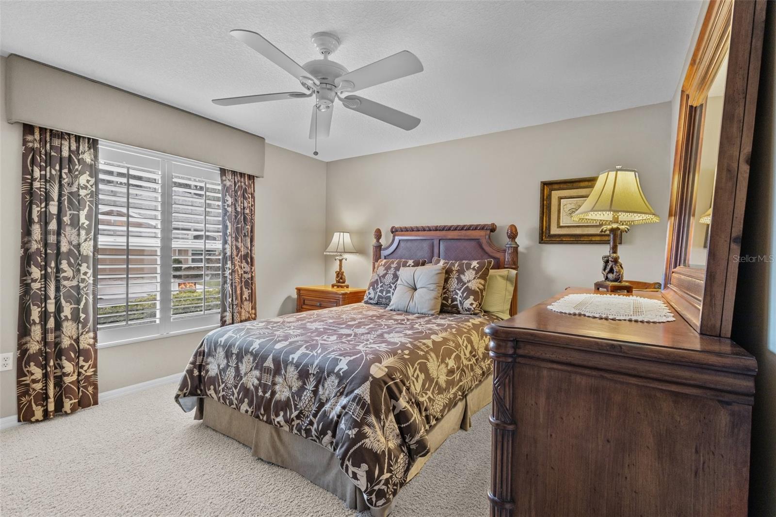 2055 GRANTHAM GREENS DR, SUN CITY CENTER, FL, 33573