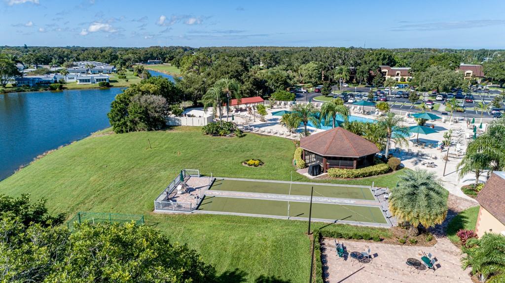 2055 GRANTHAM GREENS DR, SUN CITY CENTER, FL, 33573
