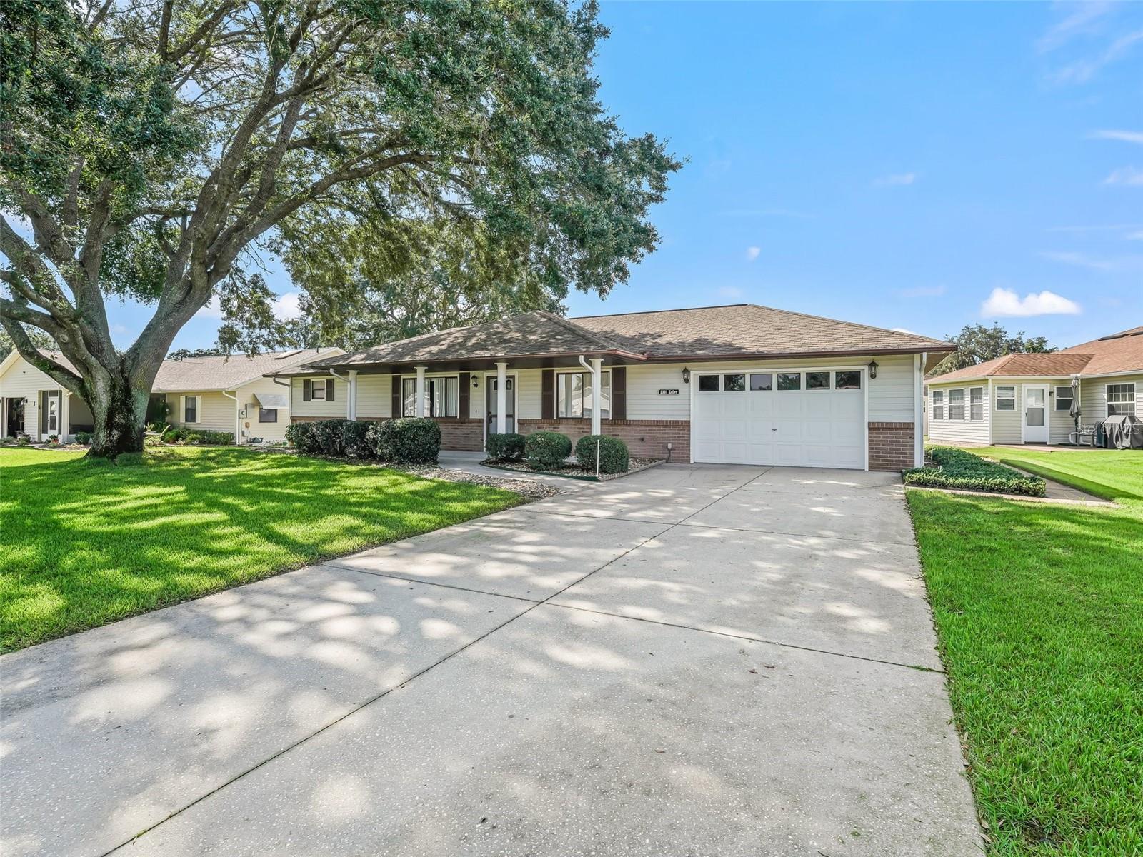 2301 BONNIE VIEW CT, LEESBURG, FL, 34788