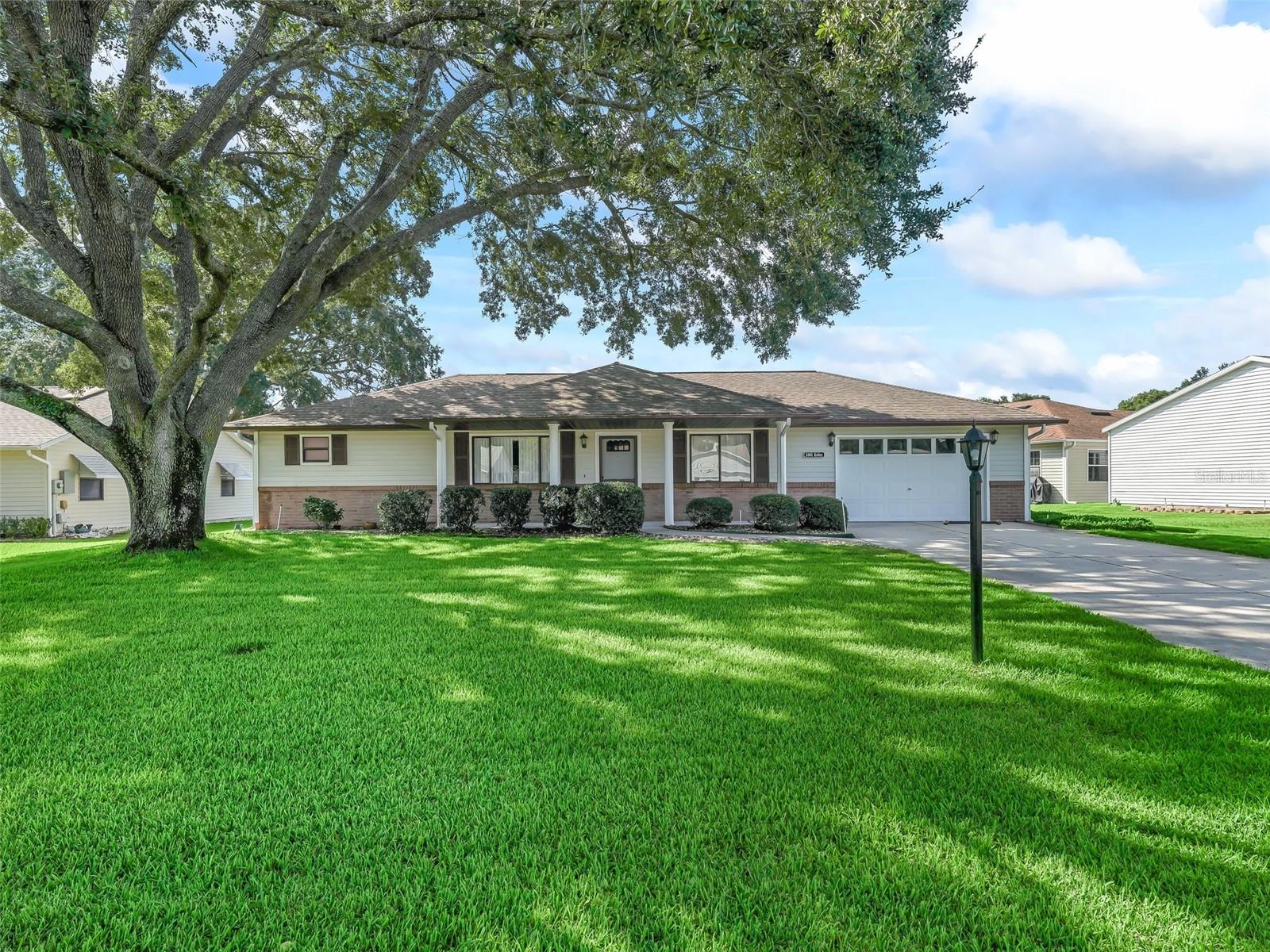 2301 BONNIE VIEW CT, LEESBURG, FL, 34788
