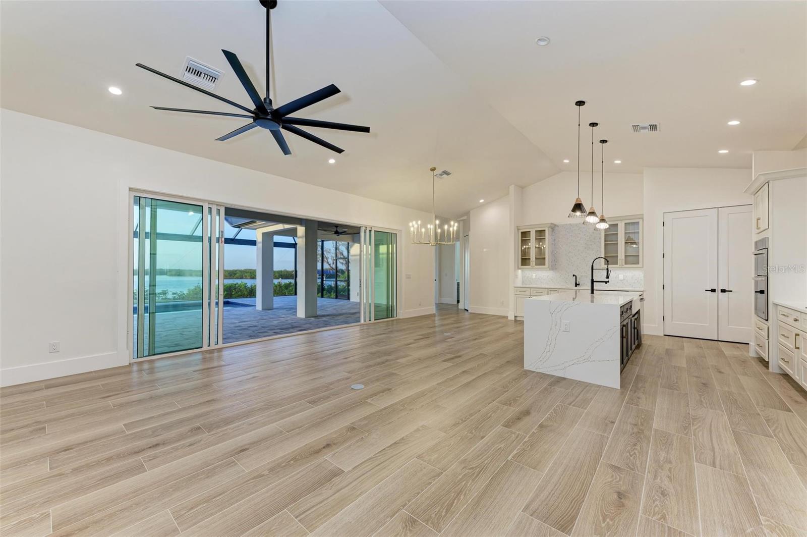 6100 RIVERSIDE DR, PUNTA GORDA, FL, 33982