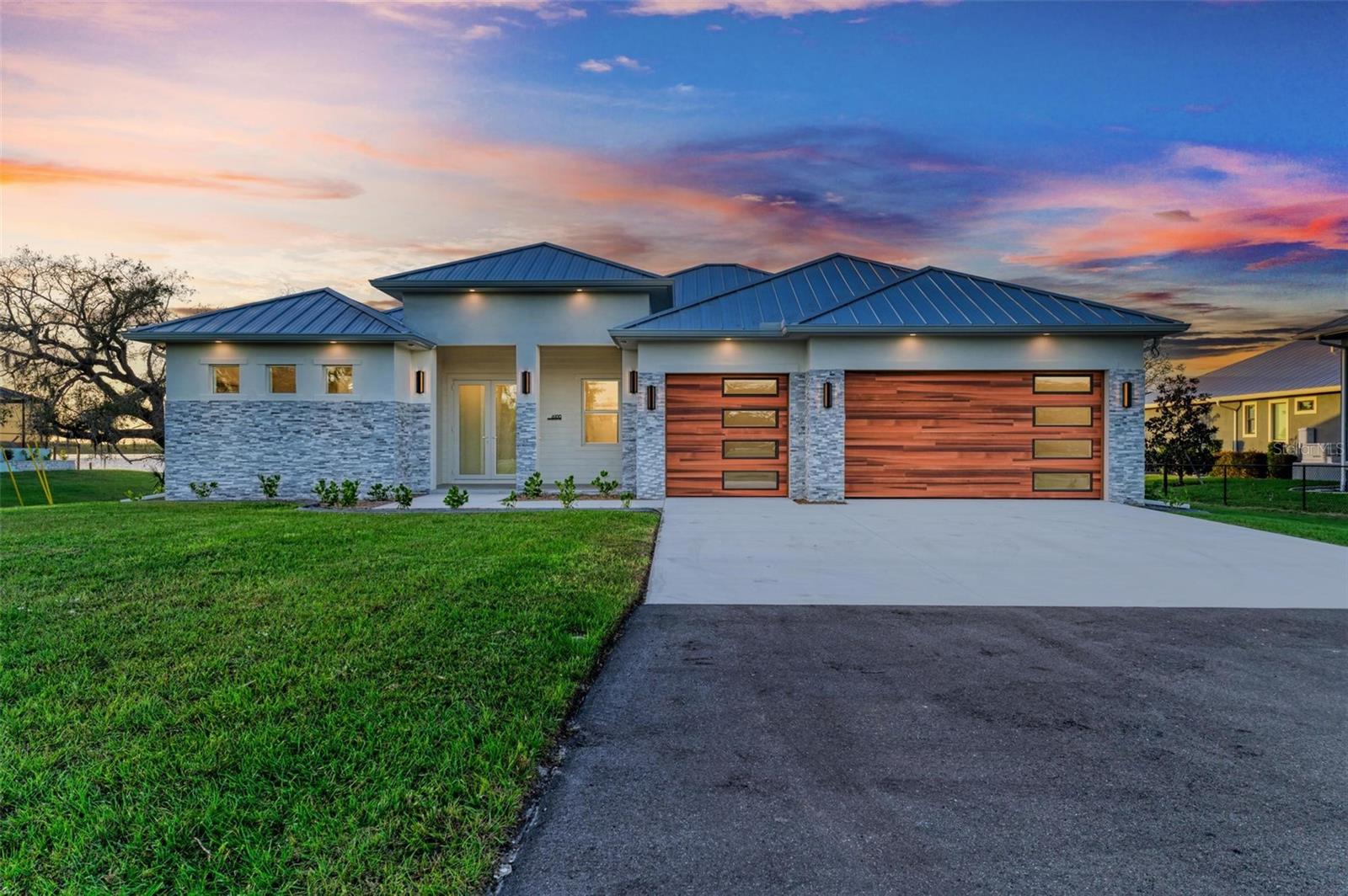 6100 RIVERSIDE DR, PUNTA GORDA, FL, 33982