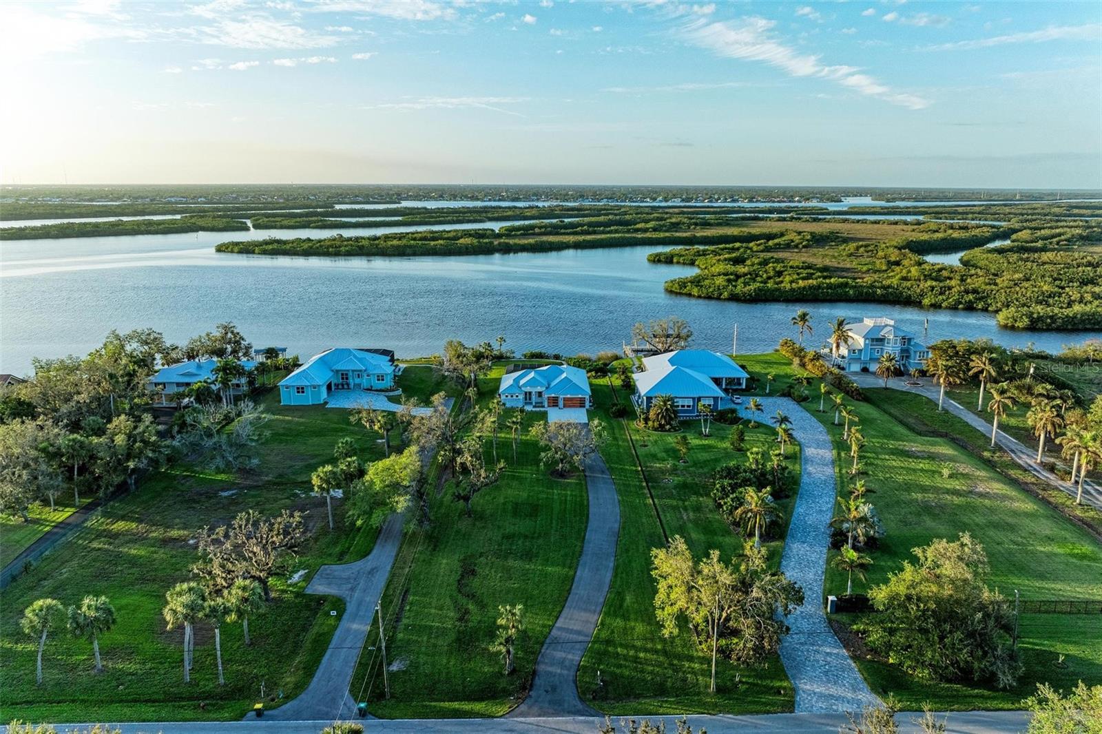 6100 RIVERSIDE DR, PUNTA GORDA, FL, 33982
