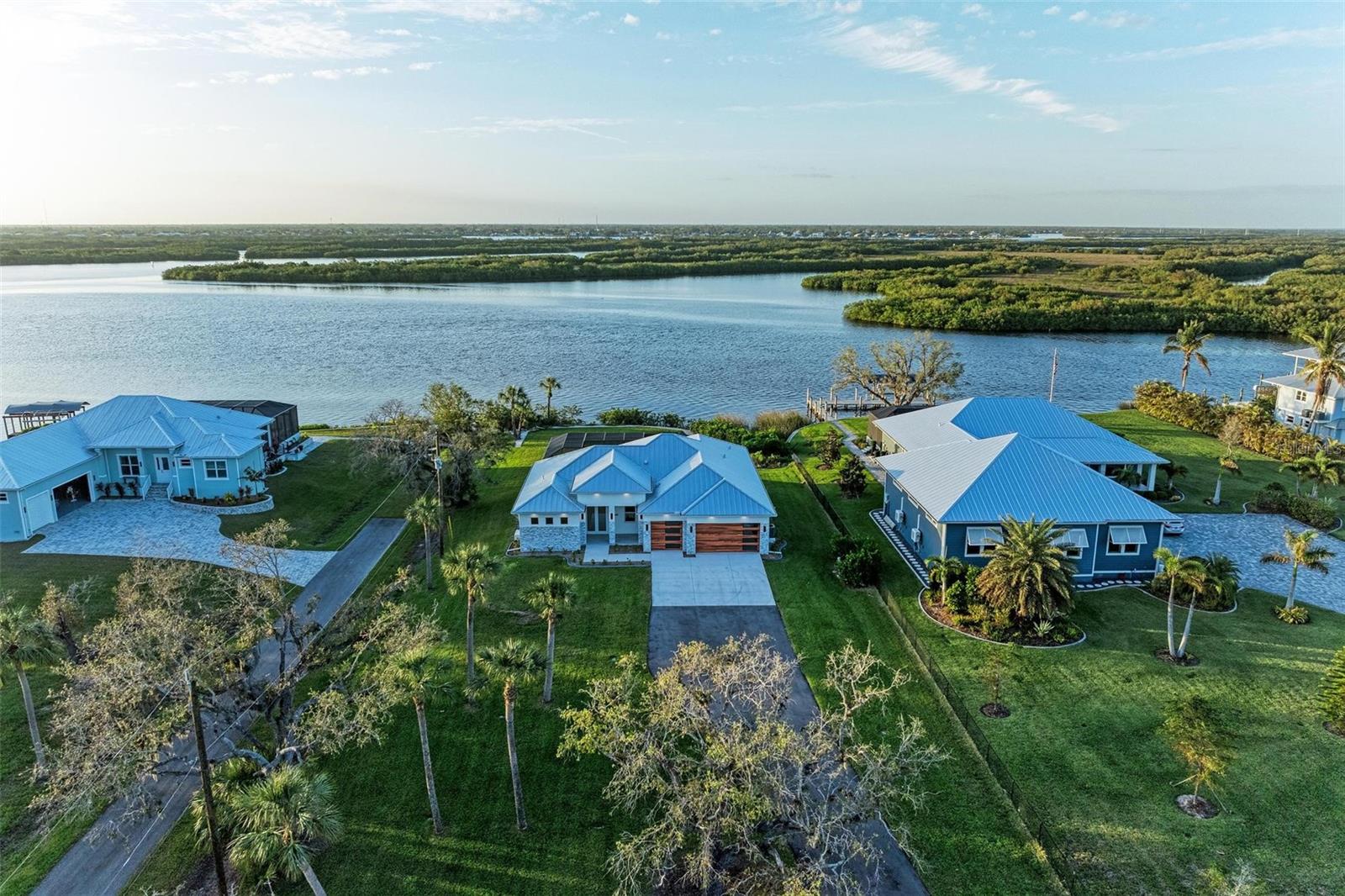 6100 RIVERSIDE DR, PUNTA GORDA, FL, 33982