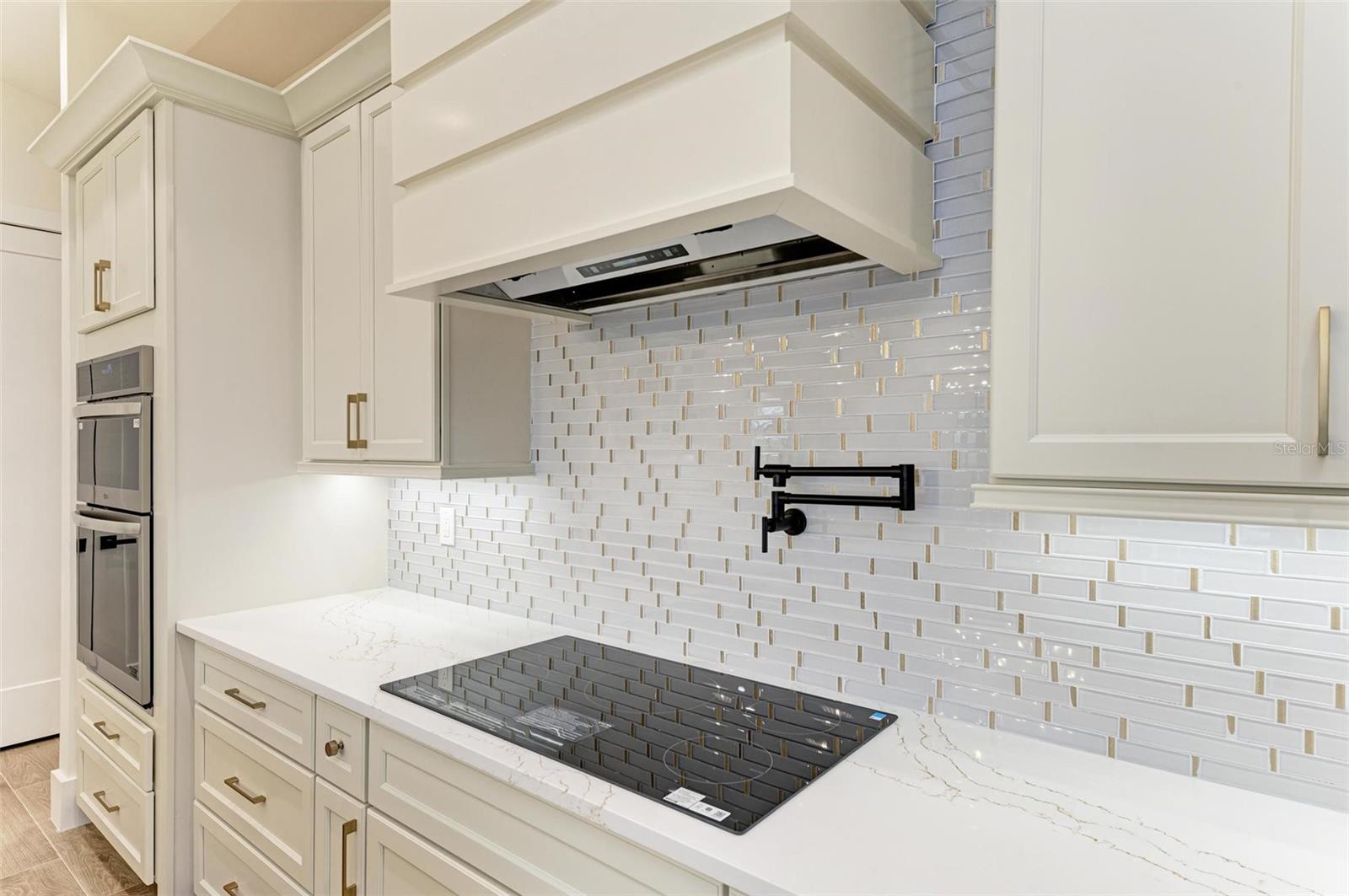 6100 RIVERSIDE DR, PUNTA GORDA, FL, 33982