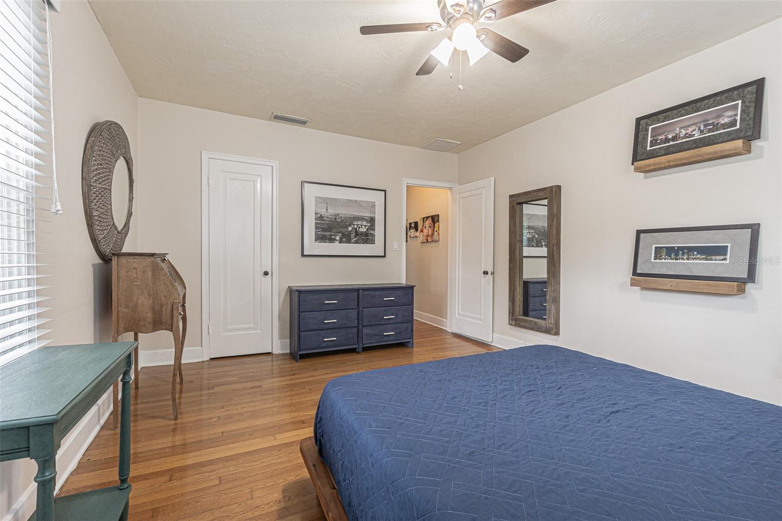 2367 WOODLAWN CIR W, ST PETERSBURG, FL, 33704