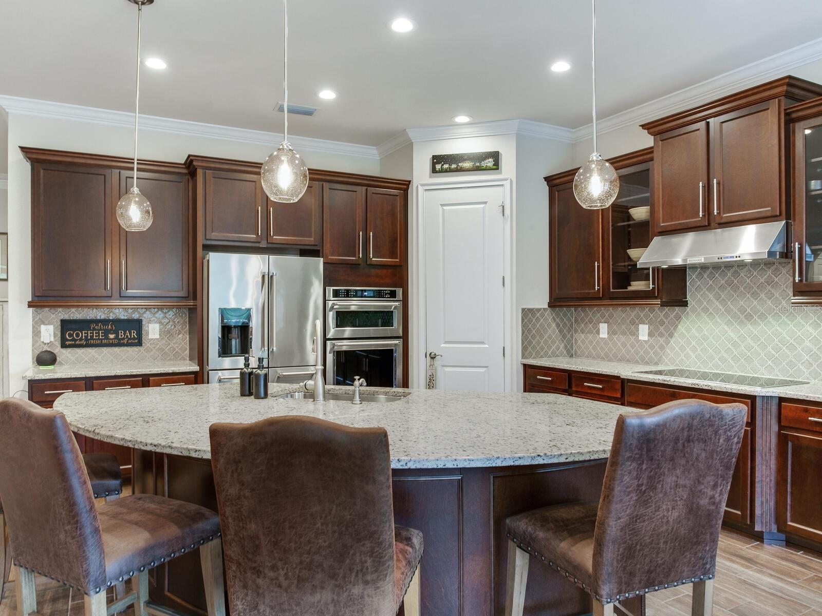 31982 BOURNEVILLE TER, WESLEY CHAPEL, FL, 33543
