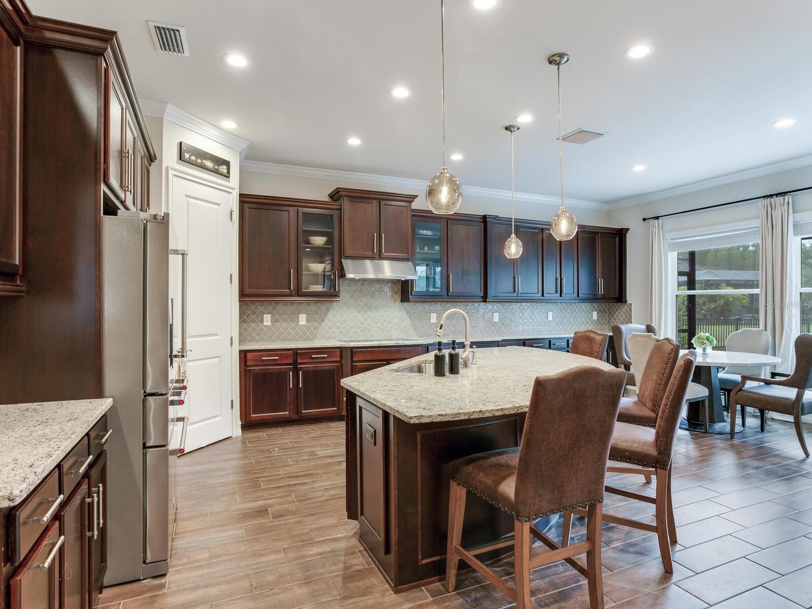 31982 BOURNEVILLE TER, WESLEY CHAPEL, FL, 33543