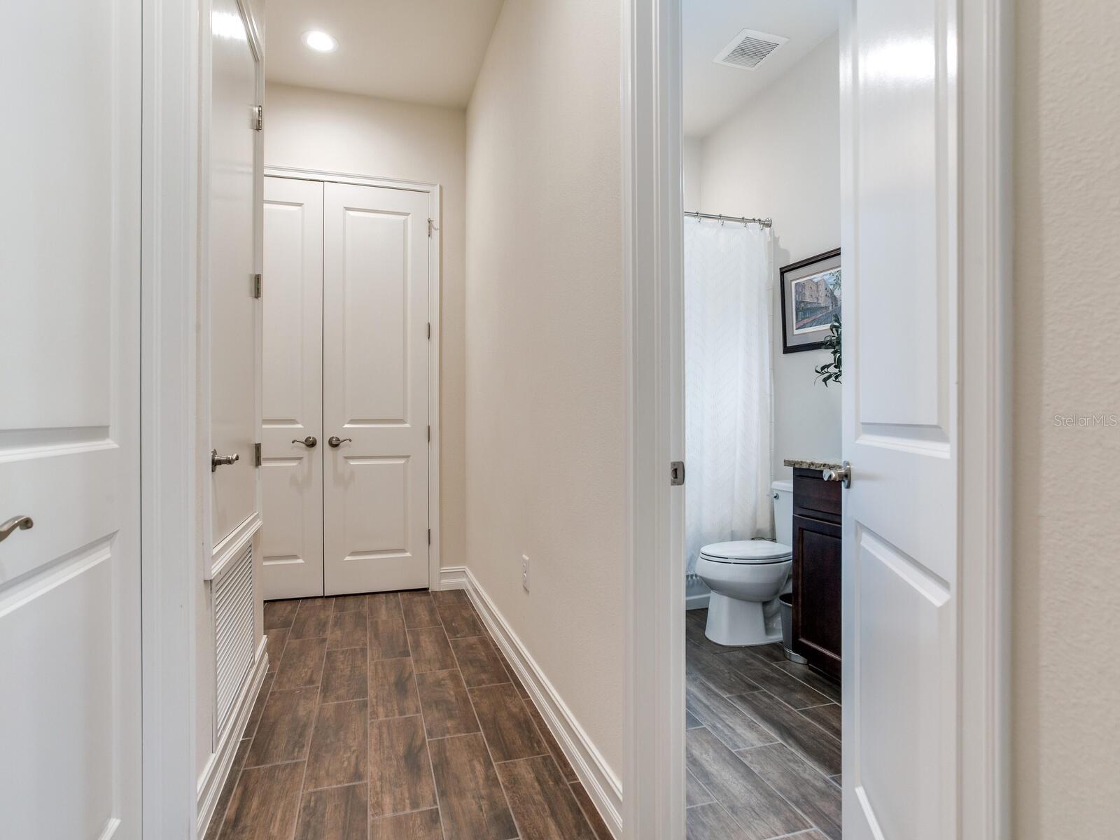 31982 BOURNEVILLE TER, WESLEY CHAPEL, FL, 33543