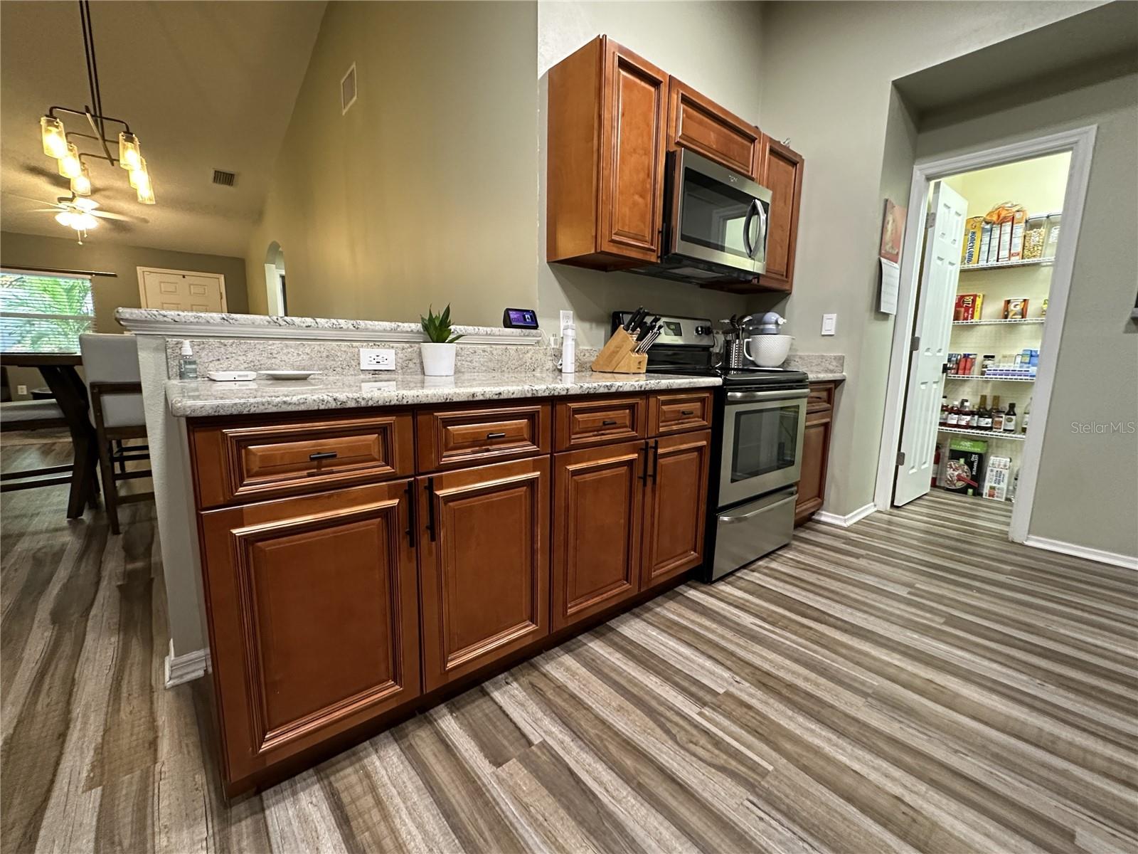 106 W CAYUGA ST, TAMPA, FL, 33603